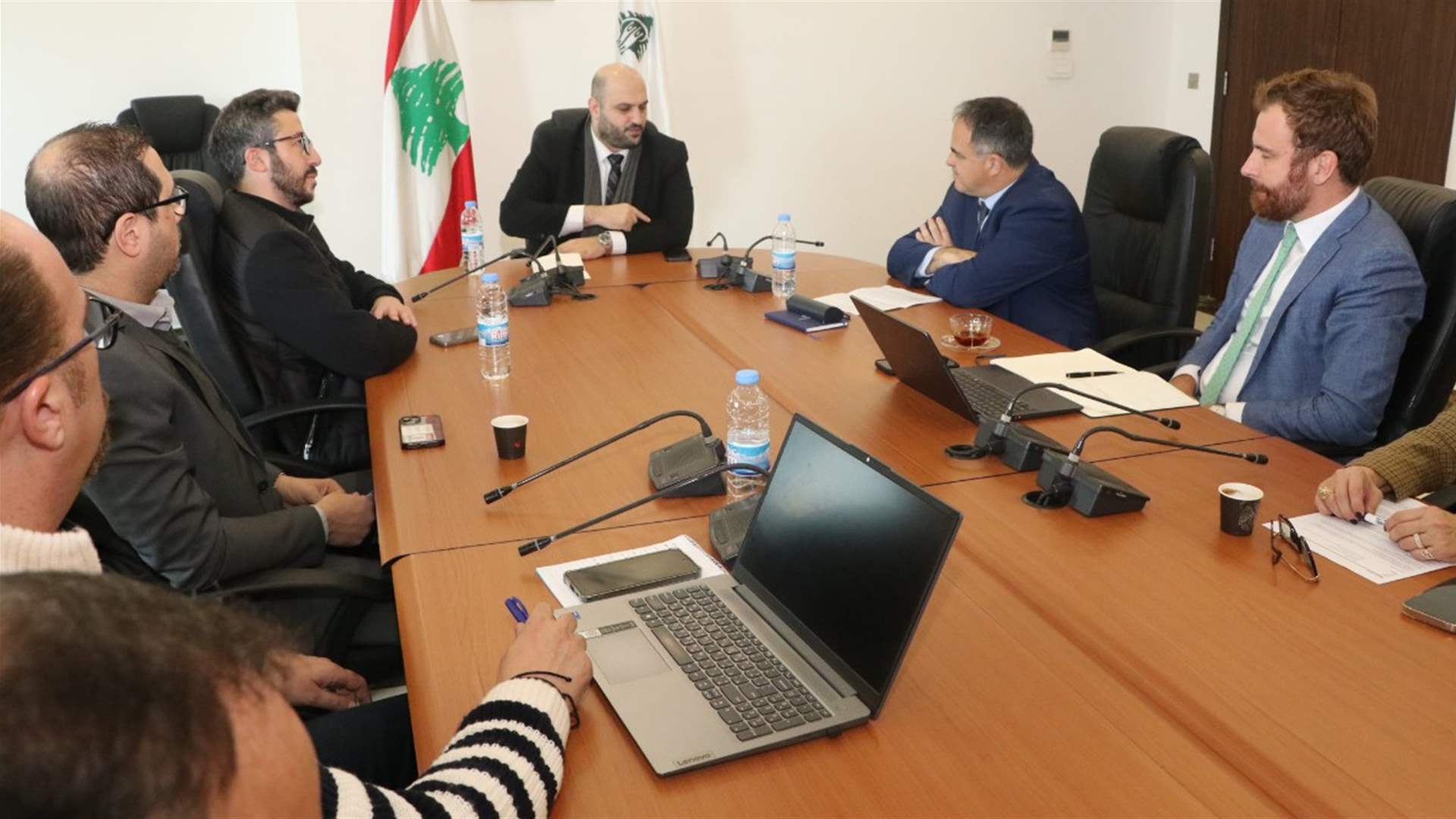 وزير الصحة اجتمع مع مدير مكتب مجموعة البنك الدولي... وهذا ما جرى بحثه