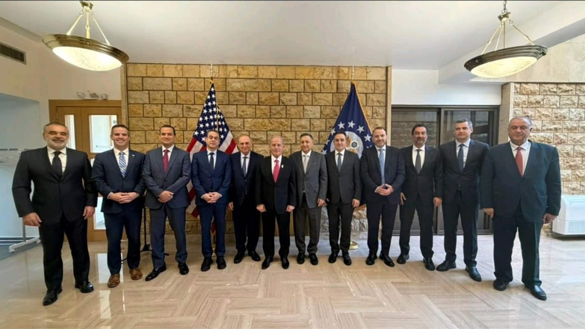 فريد البستاني وأعضاء لجنة الإقتصاد لبّوا دعوة السفير الأميركي