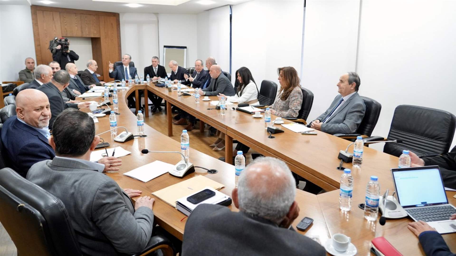 لجنة الإدارة والعدل درست اقتراح قانون أخلاقيات مهنة التمريض وشكلت لجنة فرعية لمزيد من الدراسة