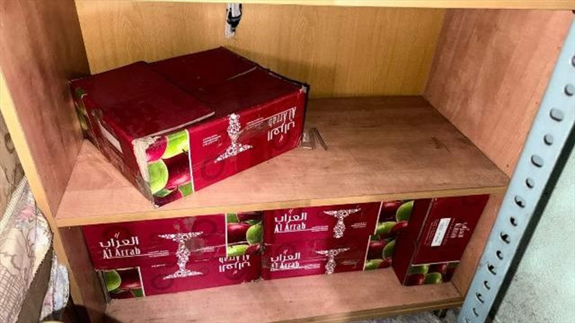 الريجي: ضبط كميات من السجائر الالكترونية المهرّبة والمعسّل المزور 