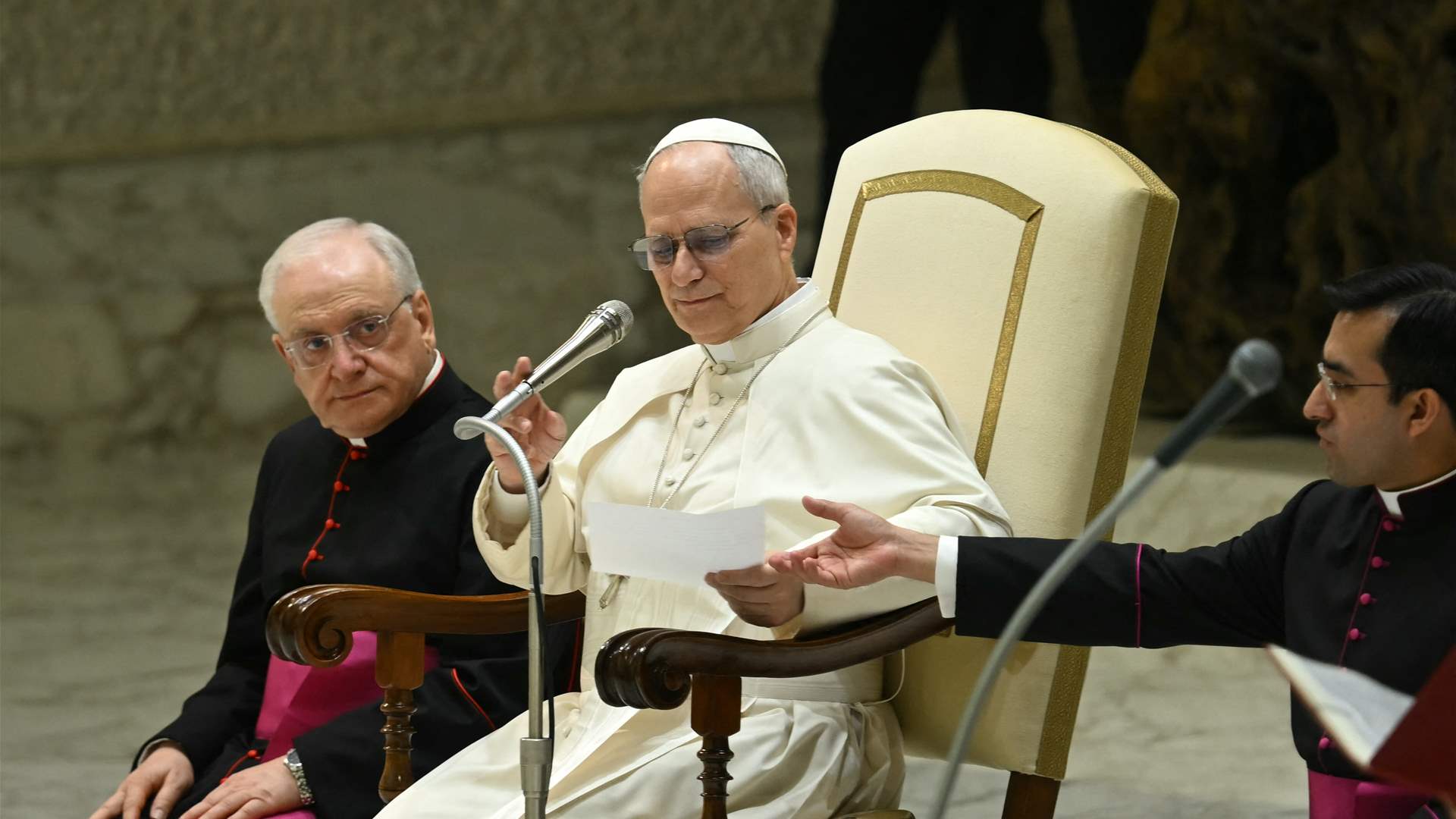 Pope warns of 'new arms race' as US-Russia treaty to expire