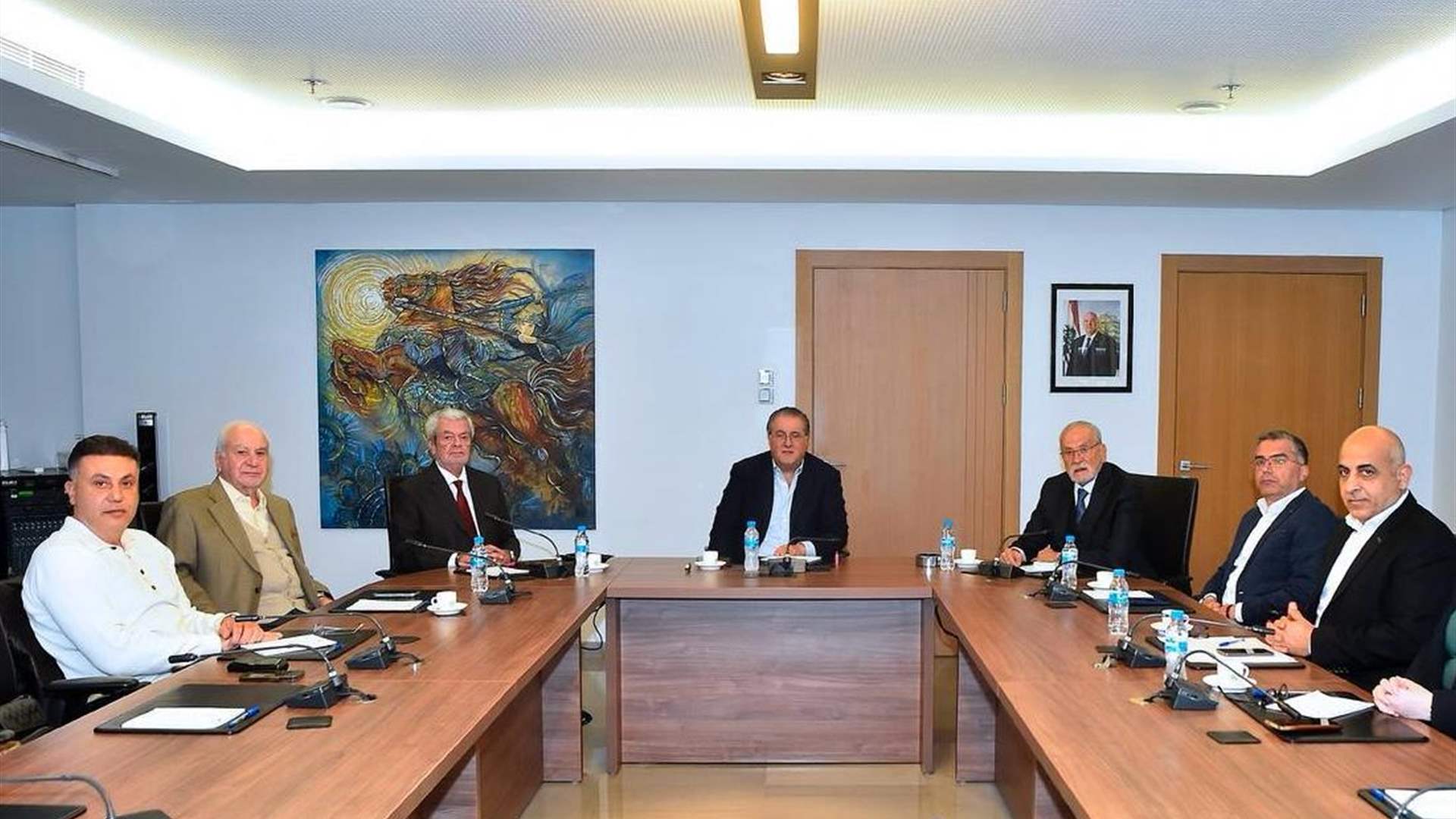 شقير خلال لقائه وفد نقابة "مكاتب السياحة والسفر": ضمان إستدامة أعمال الشركات العاملة في القطاع أولوية قصوى