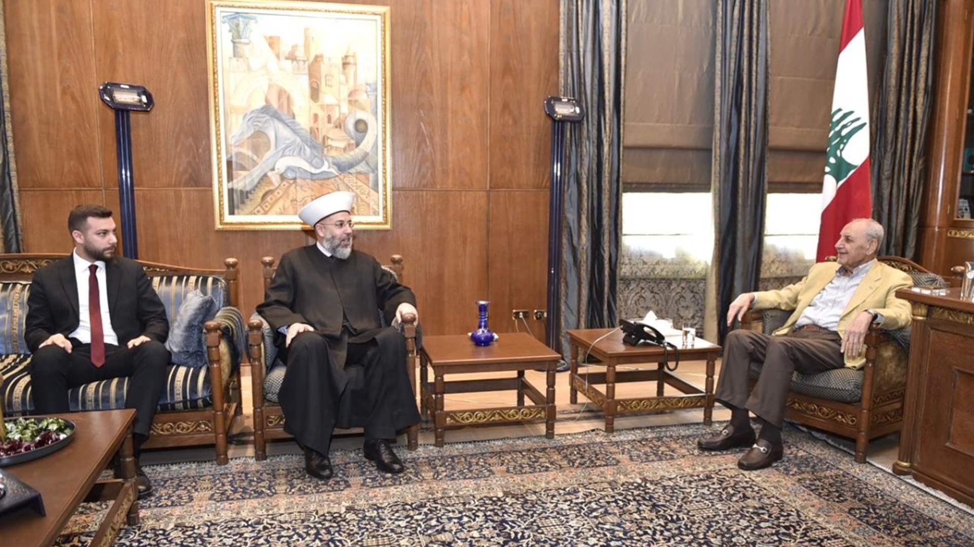 برّي بحث مع مفتي بعلبك والهرمل والشيخ الخطيب والنائب أبو الحسن المستجدات 