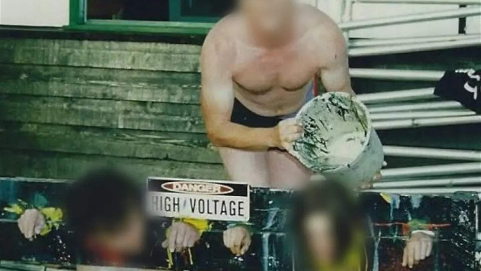 في أستراليا: مراهقون يتعرّضون لإعادة تمثيل "الهولوكوست" في مخيمات شبابية