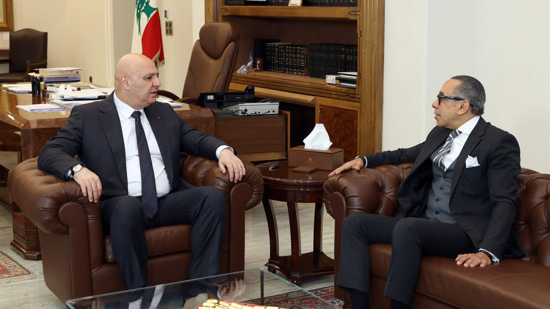 موسى بعد لقائه الرئيس عون: التزام مصري إلى جانب الدول الخمس بانجاح مؤتمر دعم الجيش اللبناني والقوى الأمنية