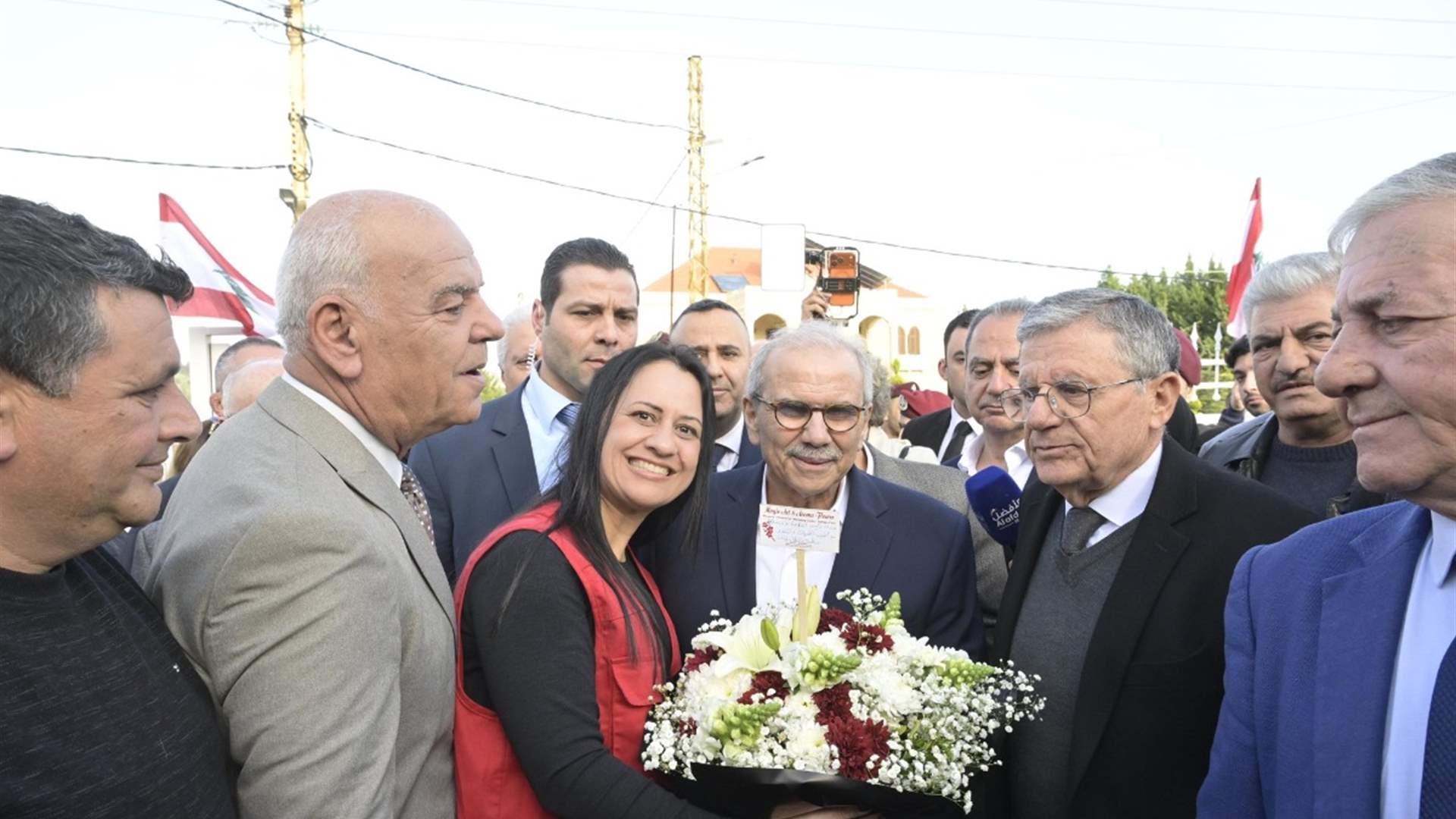 سلام زار عيترون وعين ابل ورميش: الدولة إلى جانبكم لتبقوا في أرضكم