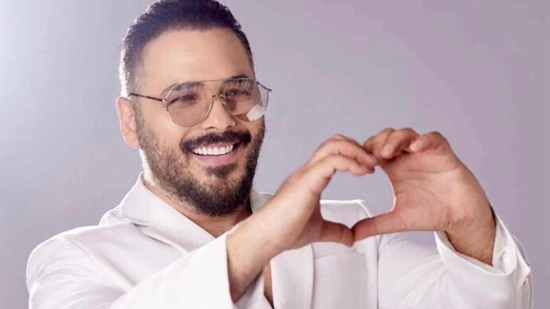 لحظات عفوية تجمع رامي عياش وابنته... والجمهور يتفاعل: "ما في أهضم"