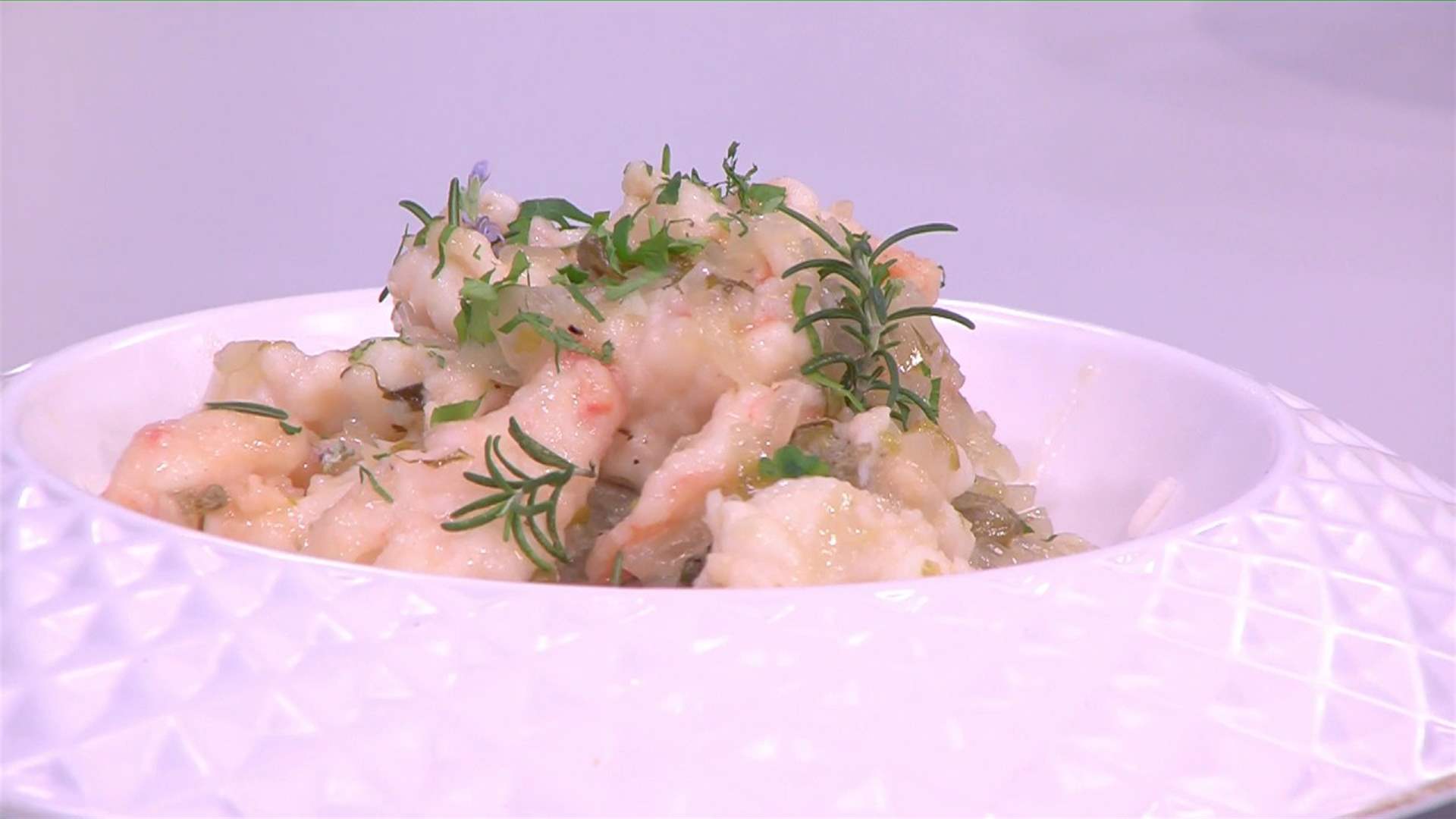 بيكاتا القريدس... إليكم طريقة التحضير مع الشيف حنا طويل (فيديو)