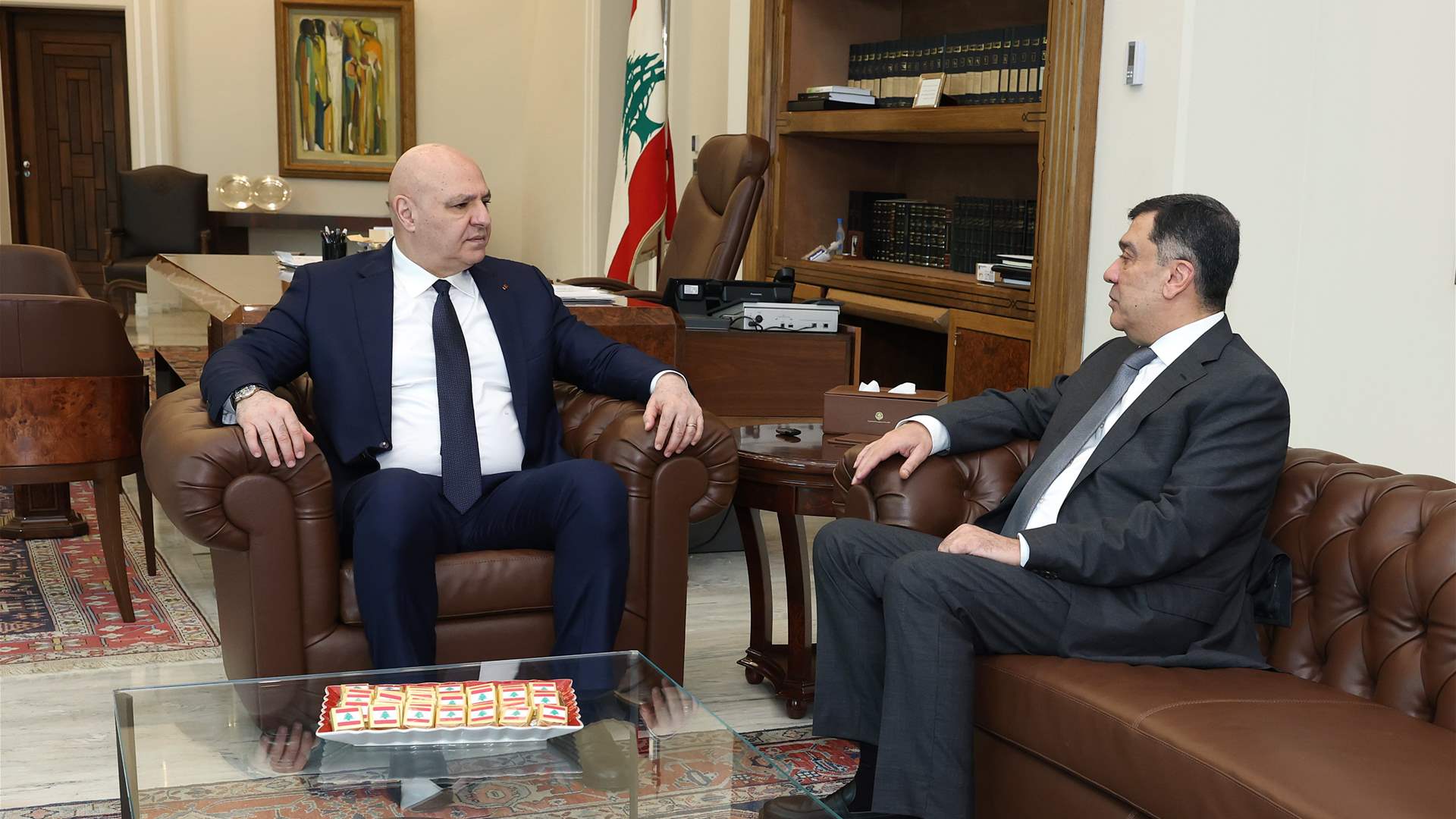  الرئيس عون اطّلع من الحوت على أوضاع شركة طيران الشرق الأوسط 