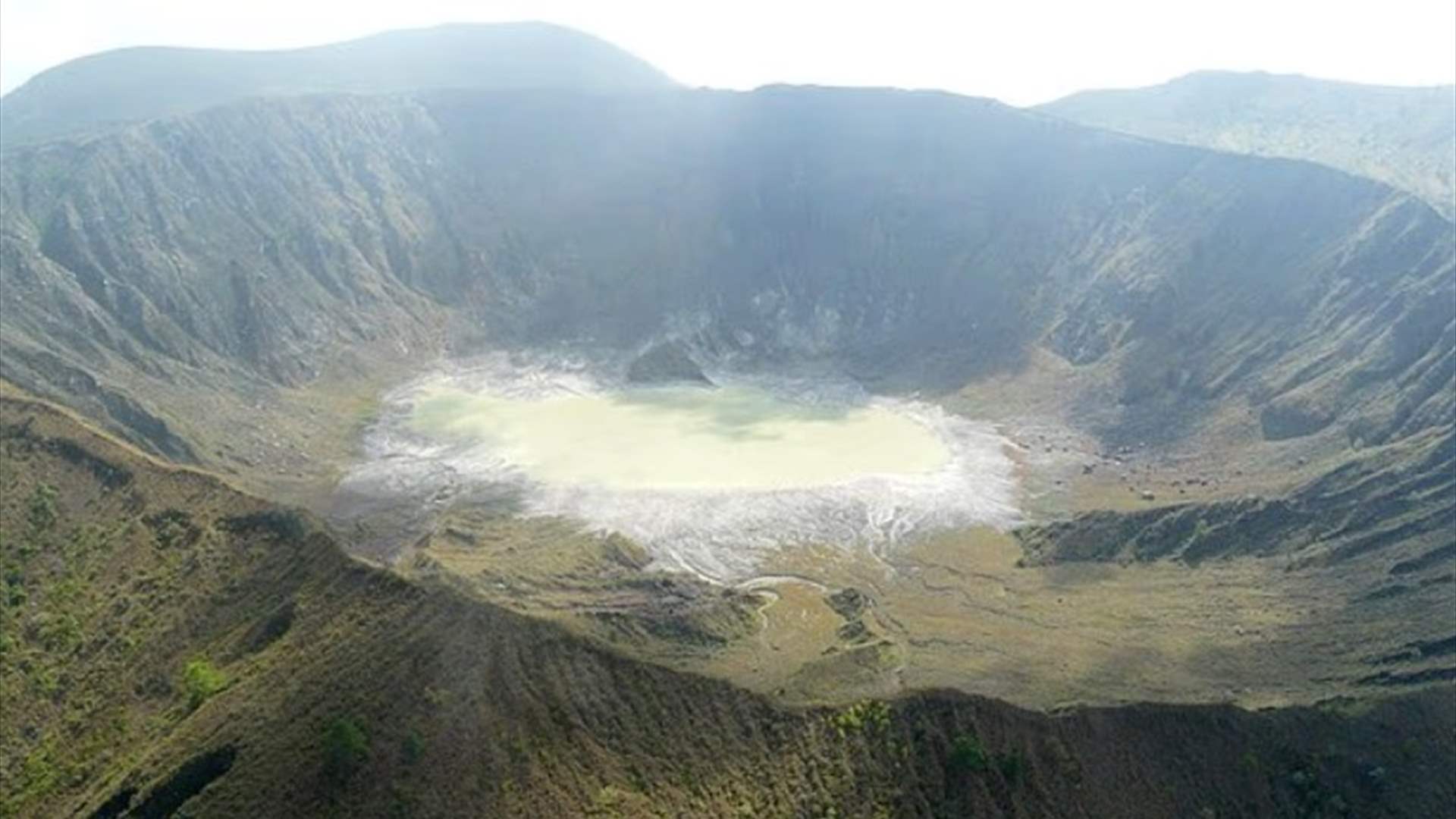 بركان "إل تشيتشون" المكسيكي يستيقظ بعد 40 عامًا… حرارة وغازات وكبريت غامض يضع العلماء في حالة تأهّب