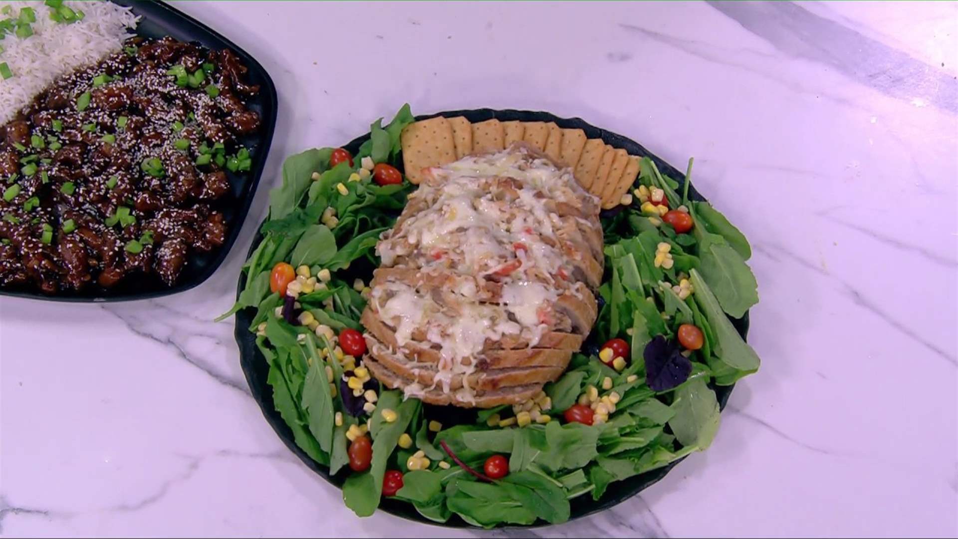 الـ"Mongolian beef" وفيلاديلفيا ستيك... مائدة شهية على طريقة الشيف فادي زغيب (فيديو)