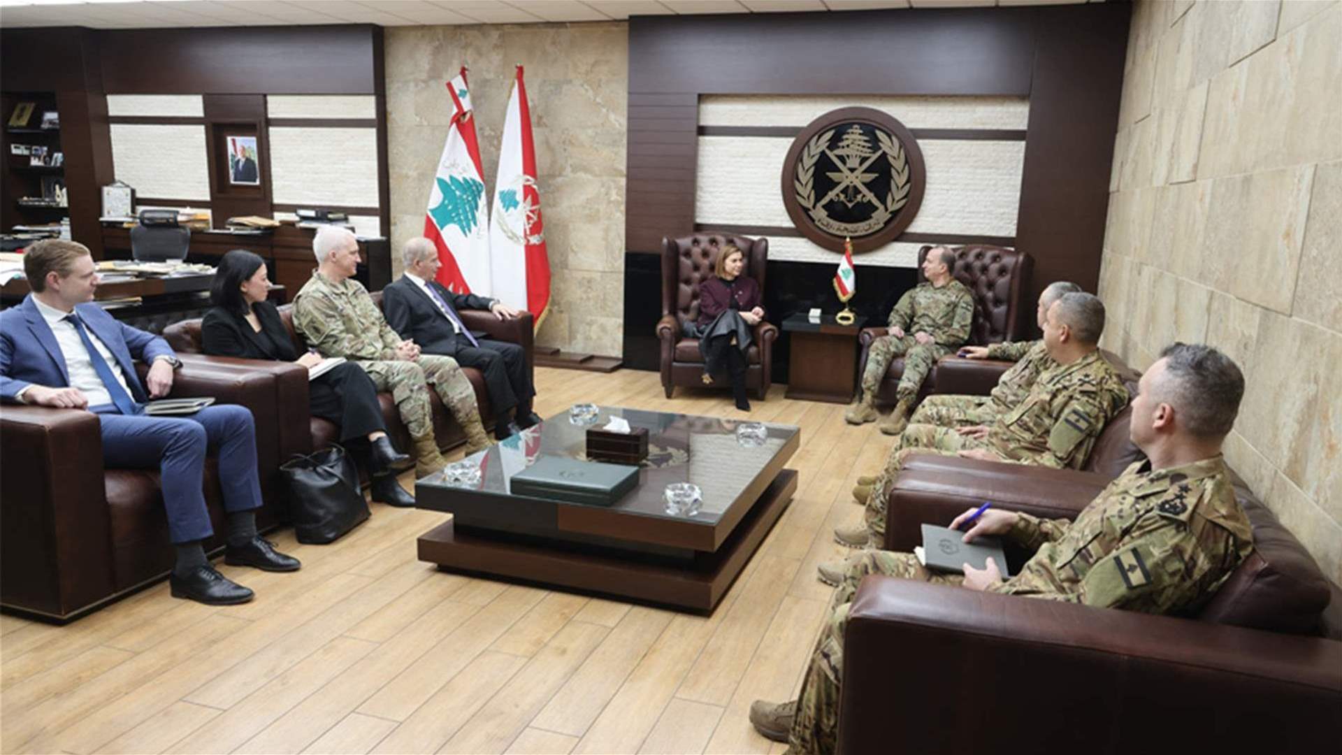 قائد الجيش استقبل السيناتور الأميركية Elissa Slotkin... وهذا ما جرى بحثه