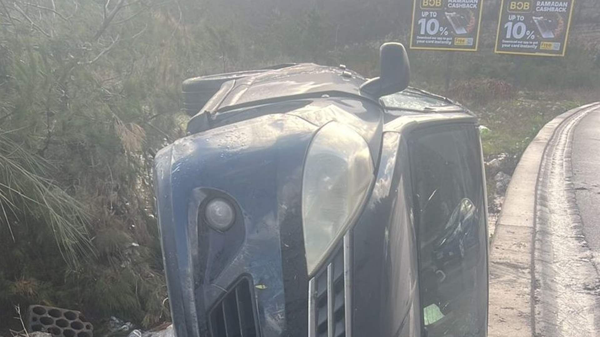 غرفة التحكم المروري: انقلاب سيارة على اوتوستراد المتن السريع والأضرار مادية 