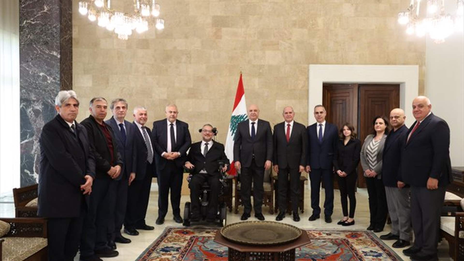 رئيس الجمهورية استقبل وفد جمعية "فرح العطاء": طالما هناك شباب مندفعون يؤمنون ببلدهم لا يمكن للبنان الا ان ينظر الى المستقبل بتفاؤل