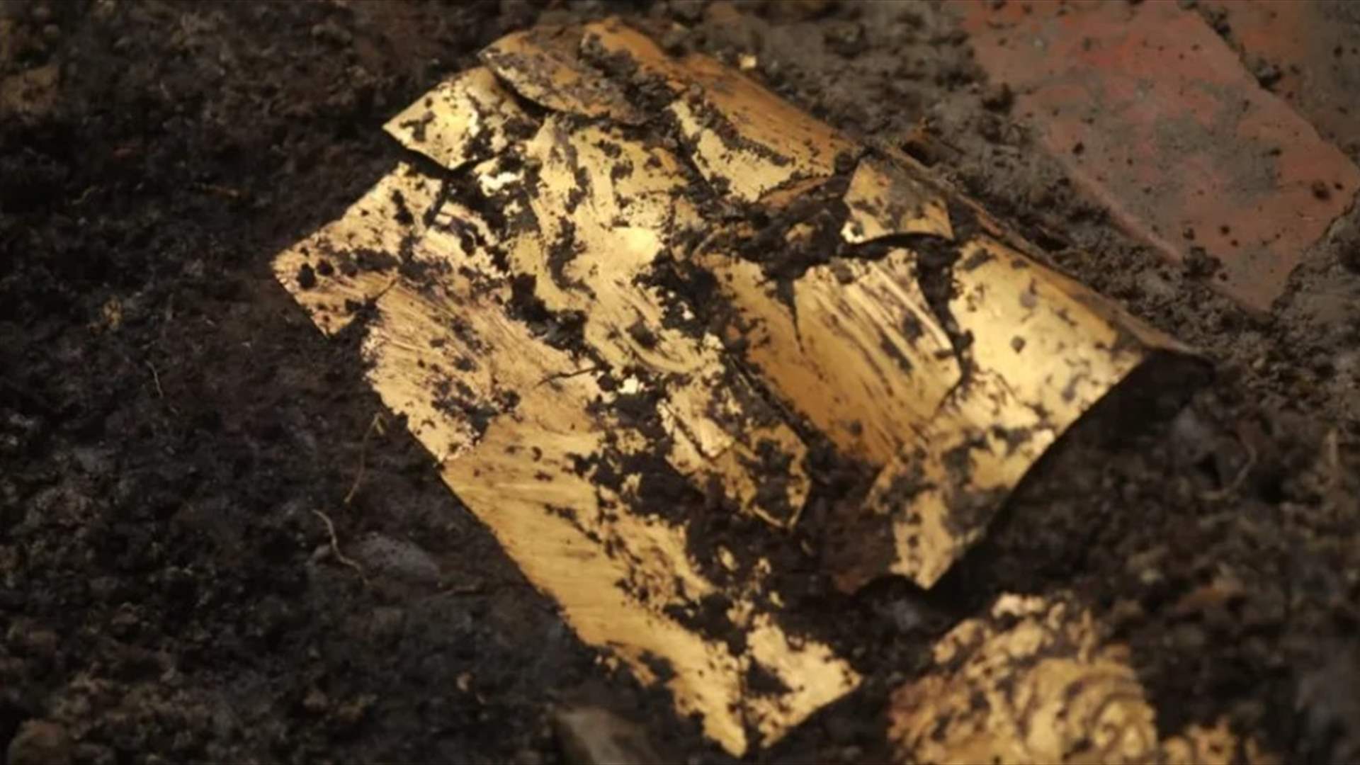 اكتشاف مذهل في بنما: قبر عمره ألف عام مليء بالذهب يكشف أسرار حضارة غامضة