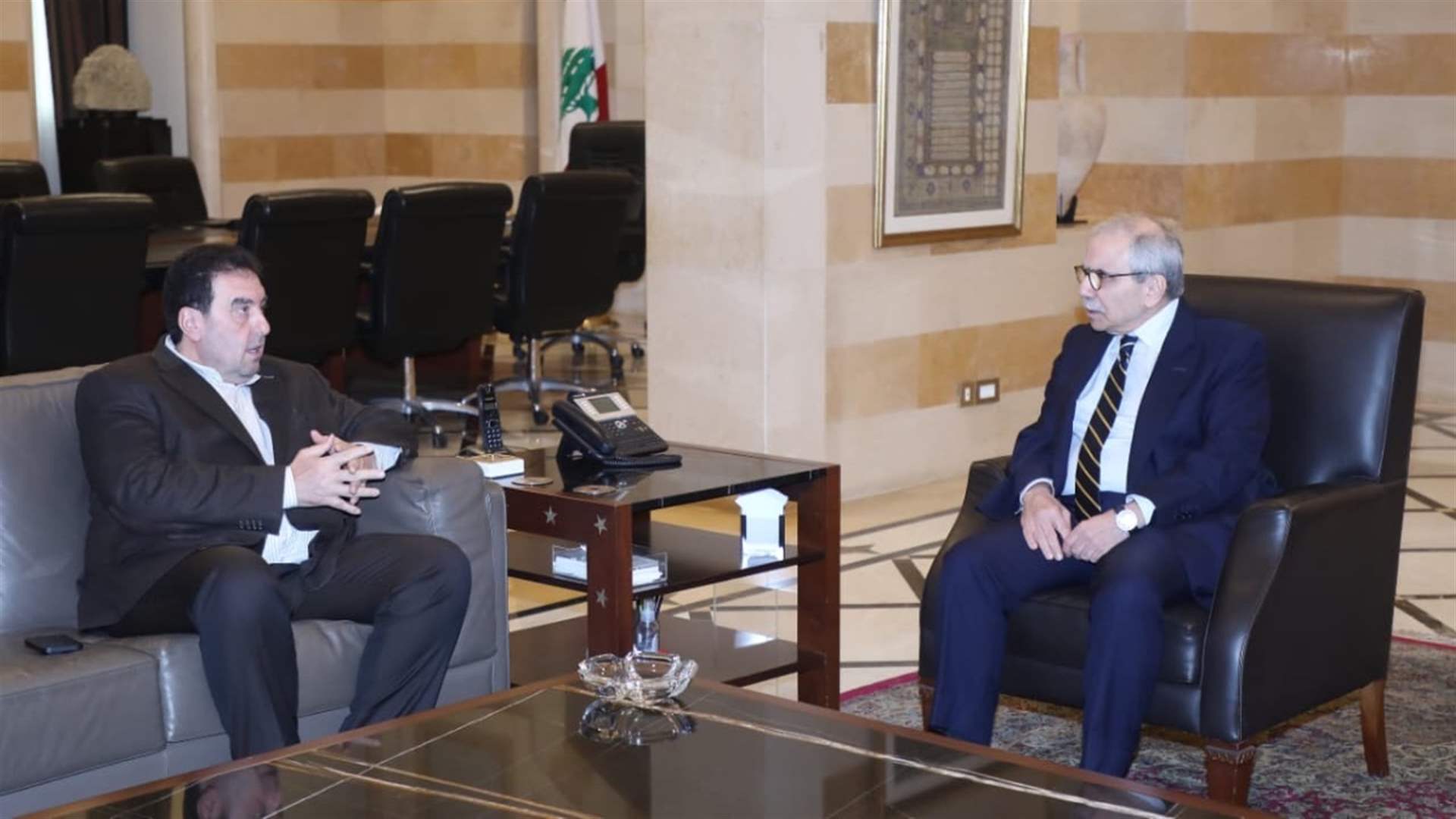 سلام استقبل البعريني ورئيس بلدية صيدا والمجلس الاعلى للجمارك