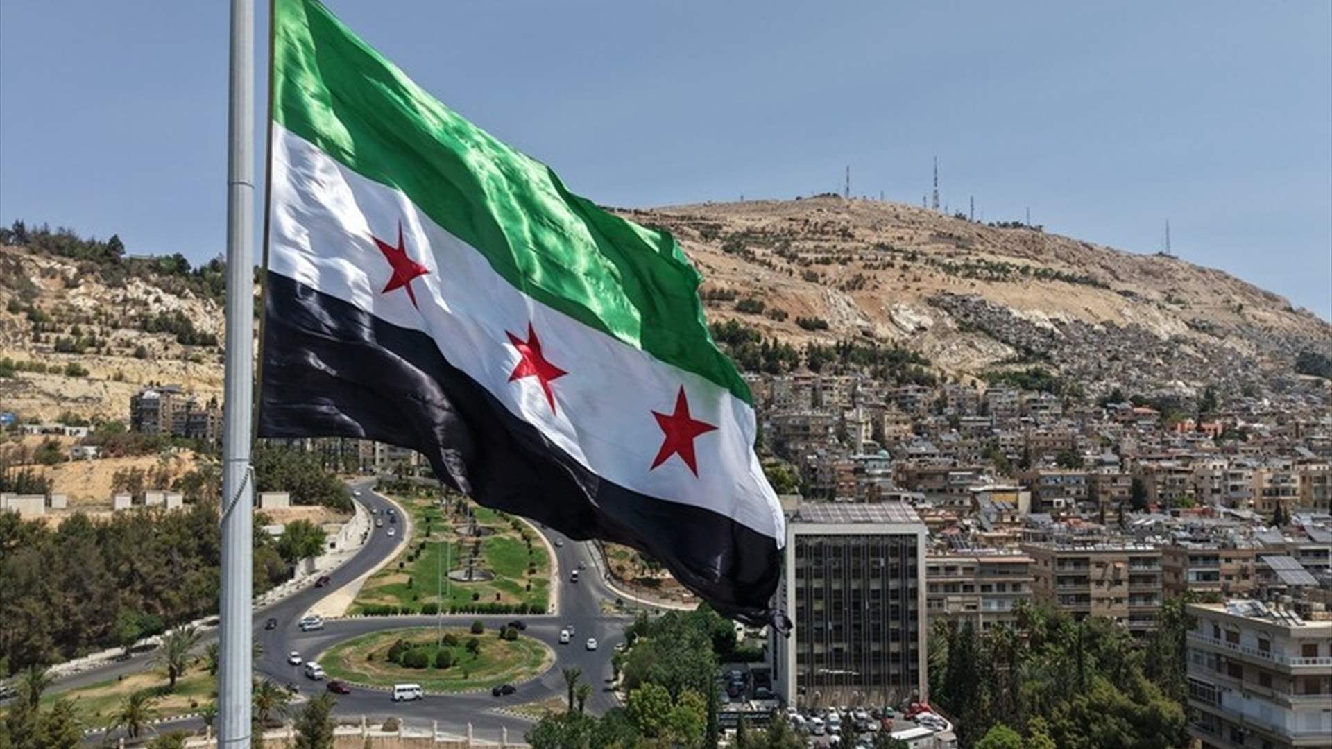 وكالة: مقتل 4 من أفراد الأمن في هجوم للدولة الإسلامية في سوريا