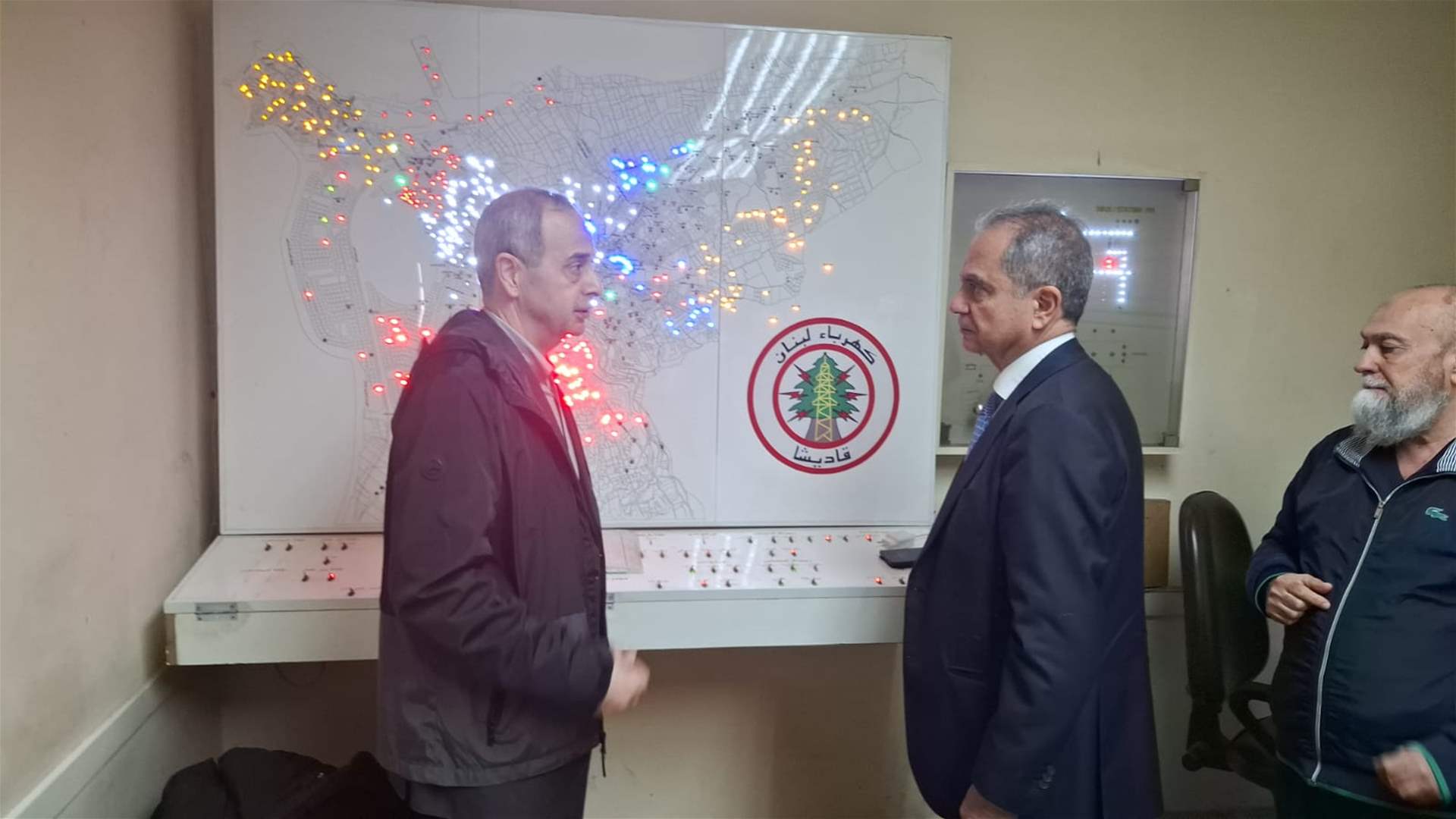 وزير الطاقة من طرابلس: واقع التغذية لا يمكن أن يتجاوز الـ10 ساعات والعمل على معمل غاز في دير عمار