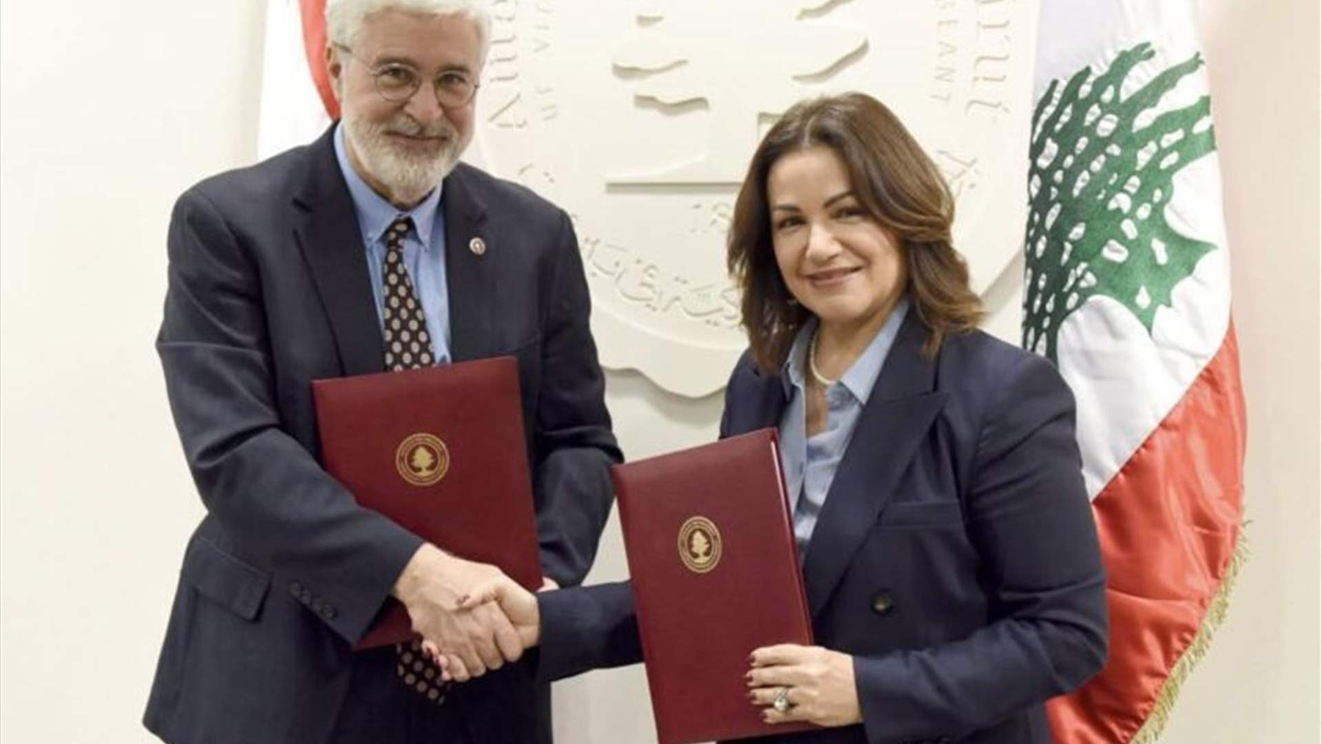 وزارة الشؤون الاجتماعية والجامعة الأميركية وقعتا مذكّرة تفاهم لتعزيز قطاع التنمية الاجتماعية في لبنان