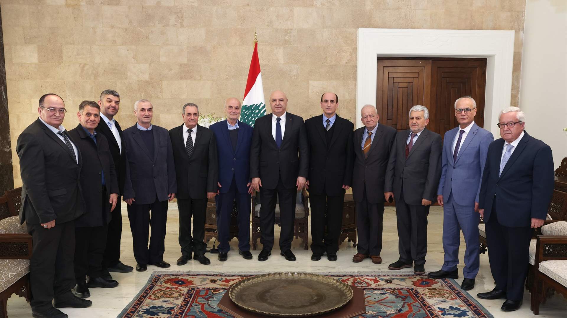 رئيس الجمهورية لوفد التجمع الطبي الاجتماعي : صحة أي مواطن ليست موضع تلاعب ومسؤولياتنا مشتركة للإرتقاء بالحماية الصحية بما يليق بجميع اللبنانيين