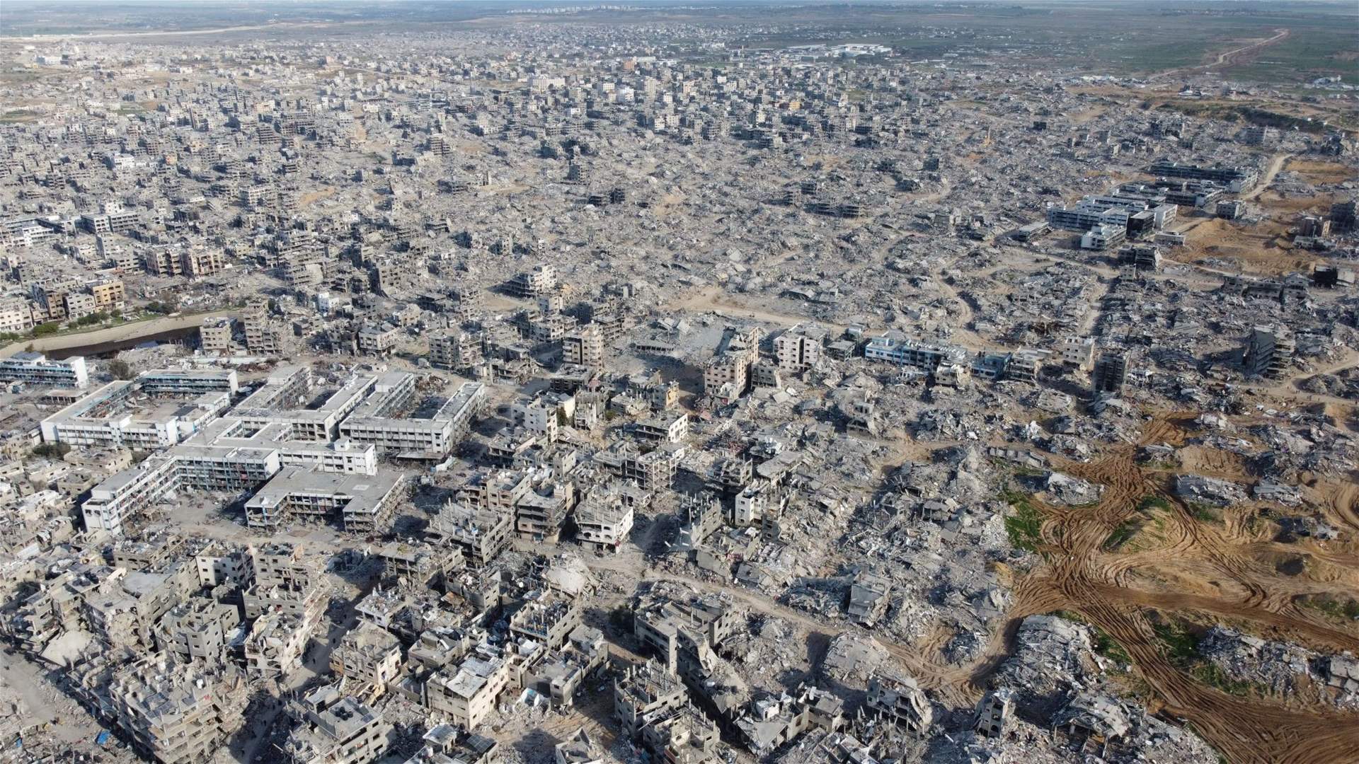 مصادر لرويترز: شركة من غزة تعاقدت على بناء مجمع سكني بتمويل إماراتي في جنوب القطاع