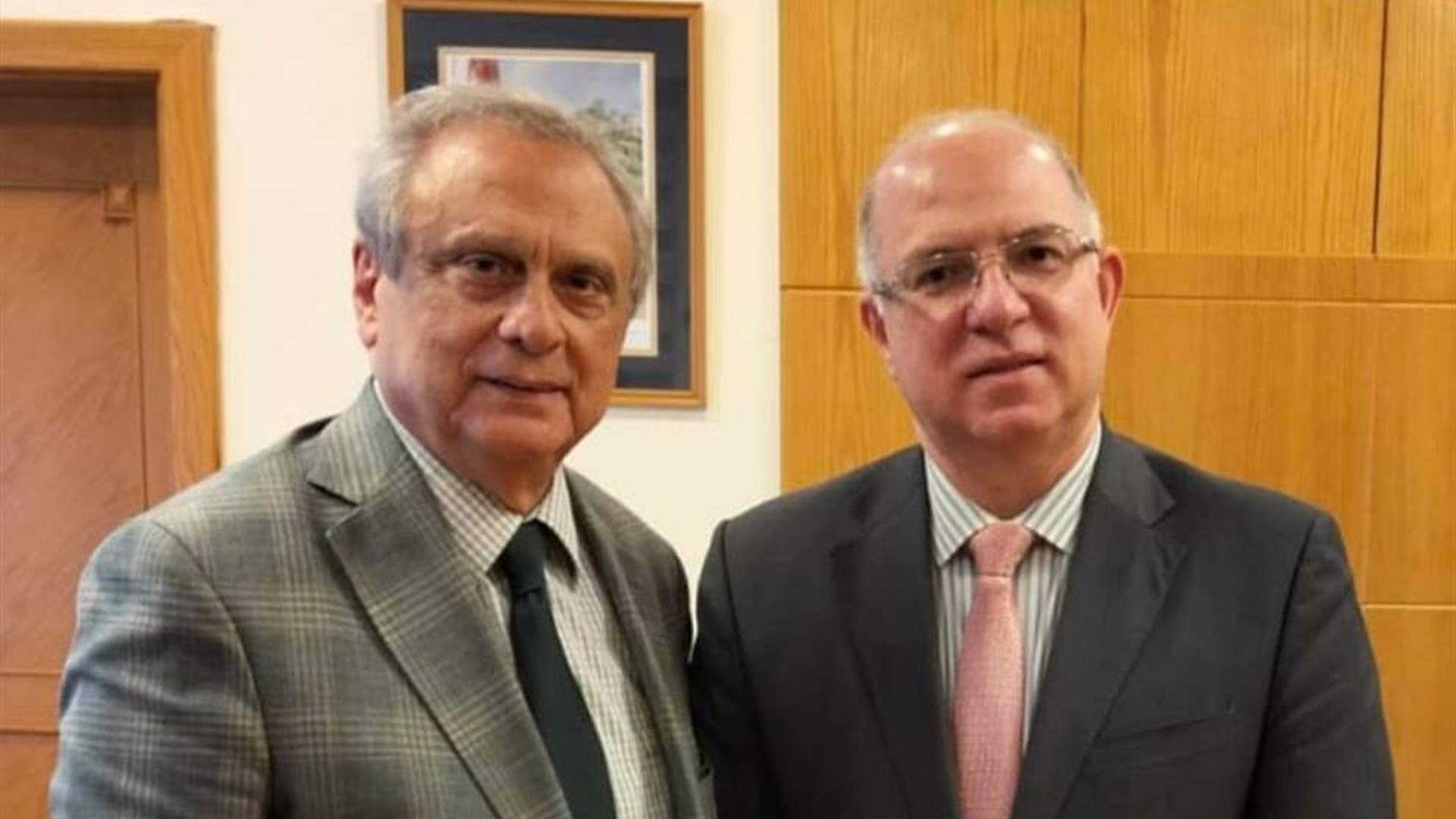 حيدر يعرض مع حبيب تطوير الرابط الإلكتروني بين وزارة العمل ومصرف الإسكان