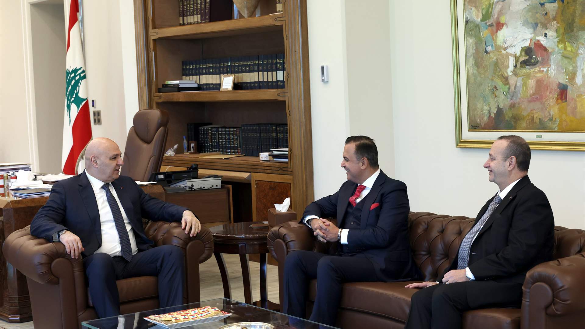 الرئيس جوزاف عون عرض مع وزير الصحة في جمهورية لاتفيا الدكتور حسام أبو مرعي العلاقات اللبنانية-اللاتفية وسبل تطويرها في مختلف المجالات