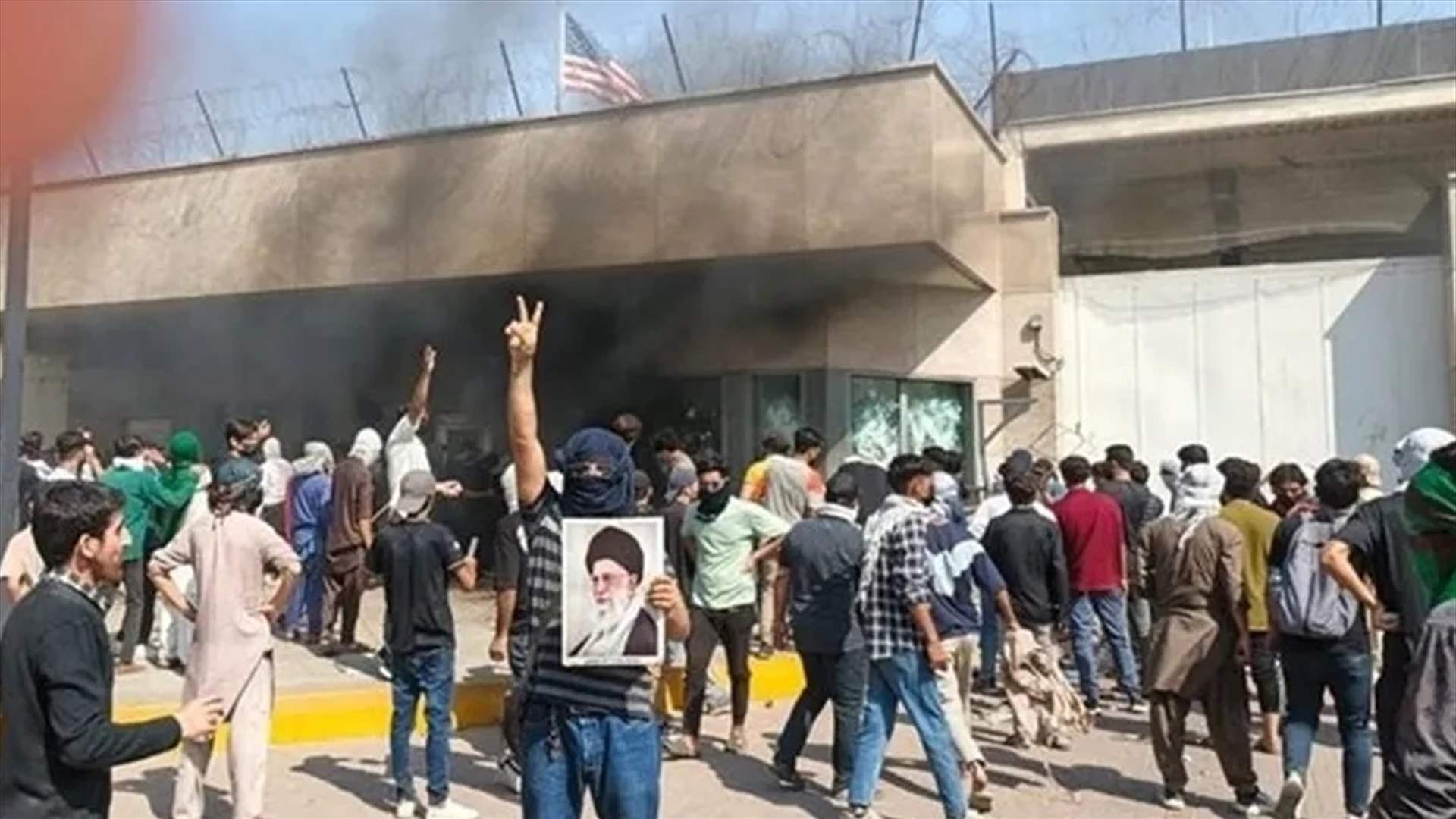 مقتل ثمانية متظاهرين في تظاهرة احتجاج على مقتل خامنئي أمام القنصلية الأميركية في كراتشي 