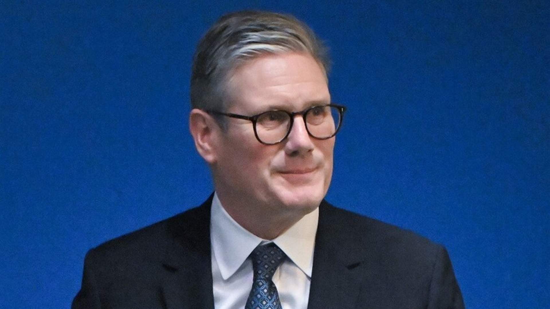 ستارمر يدافع عن قرار عدم المشاركة في الضربات الأميركية بعد انتقادات ترامب 