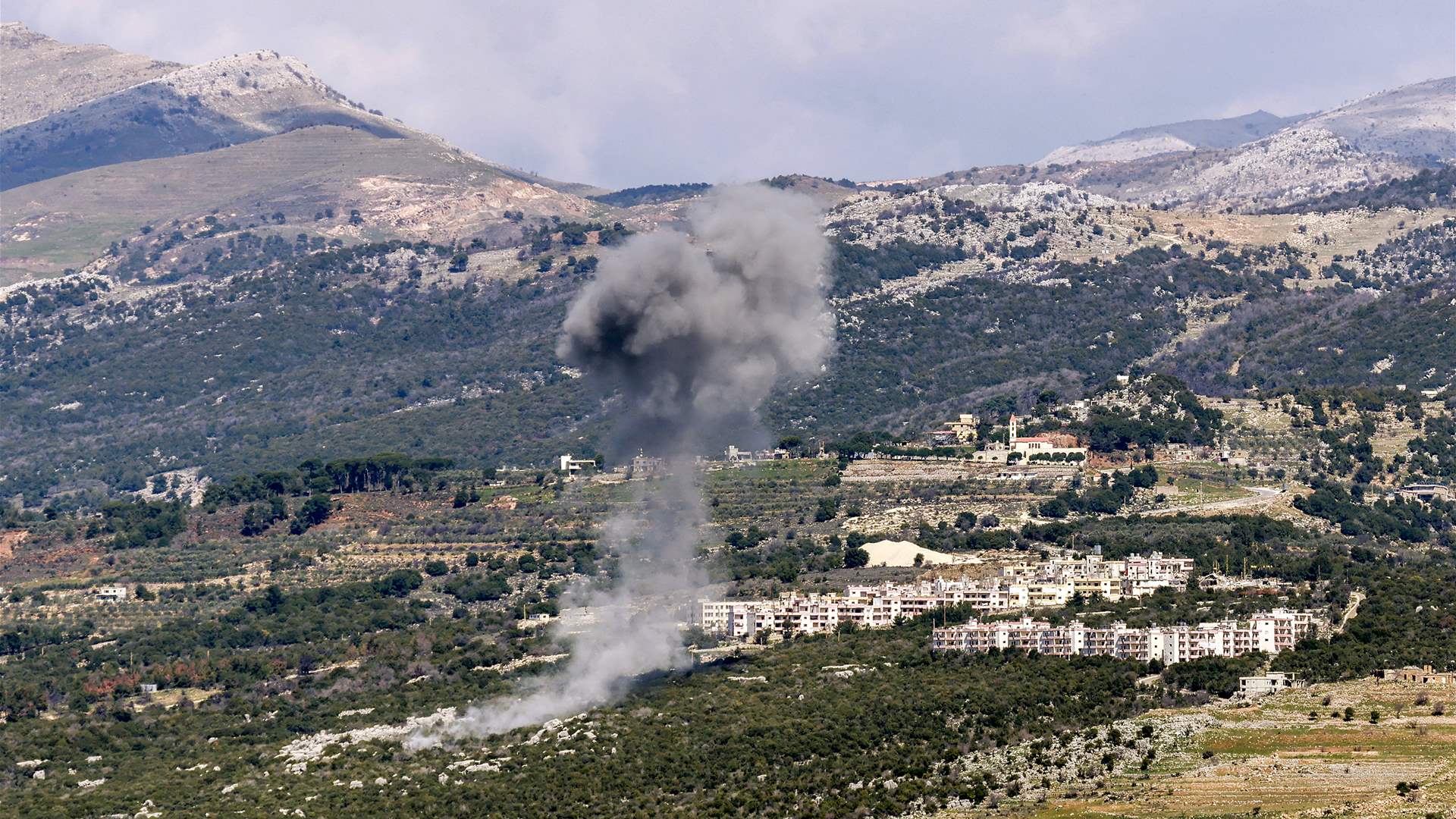 Israel stages ground incursion into south Lebanon border zone: Lebanese army source