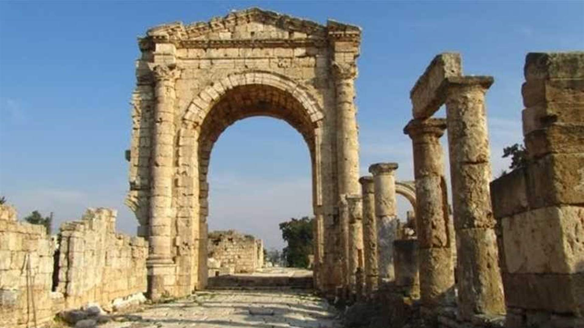 وزير الثقافة لمدير اليونسكو: للتدخل لحماية التراث الثقافيّ اللبنانيّ خلال النزاع المسلح