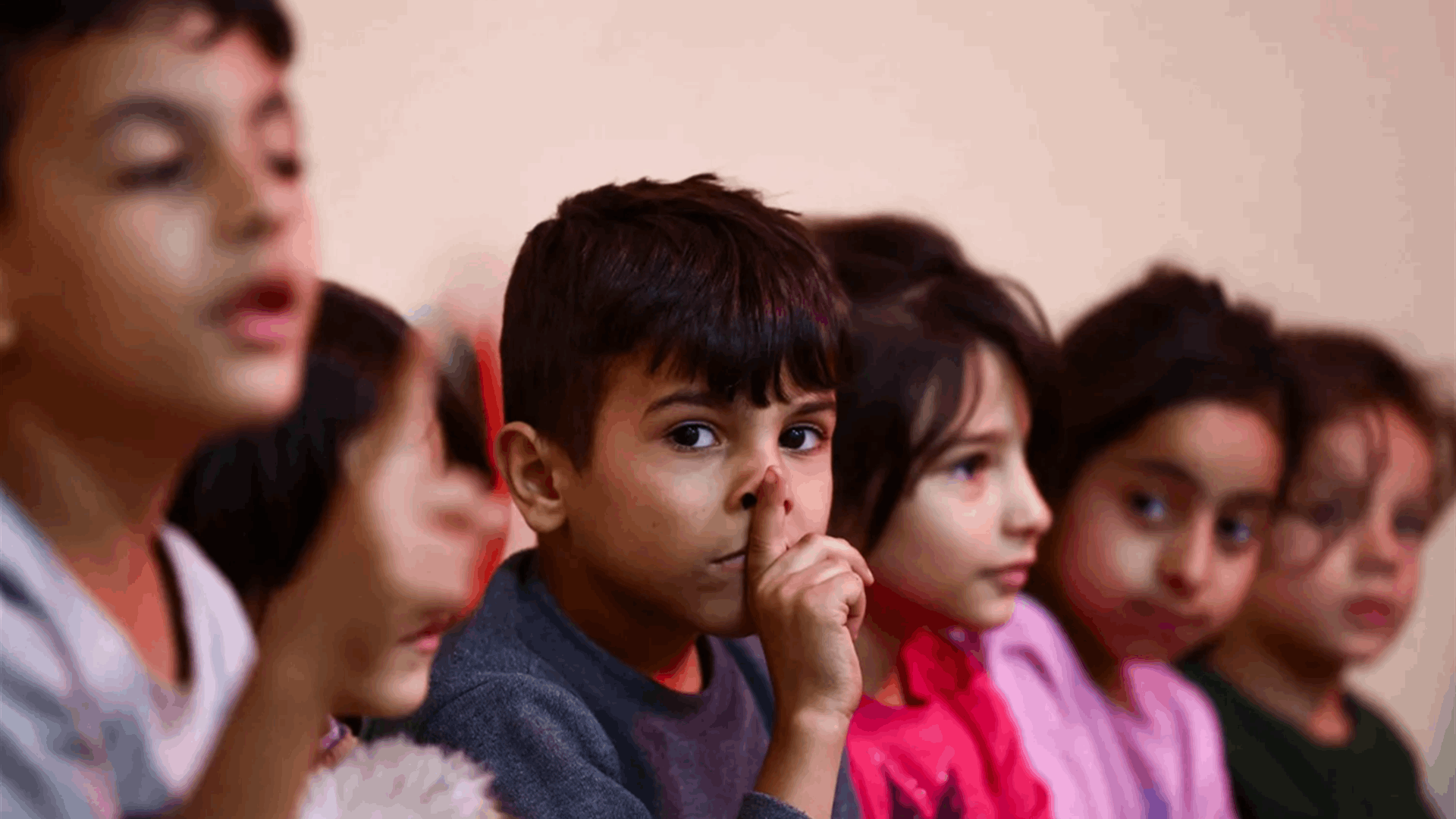 "كيف نشرح الحرب للأطفال؟"... خبراء يقدّمون نصائح للأهل في زمن الصراعات