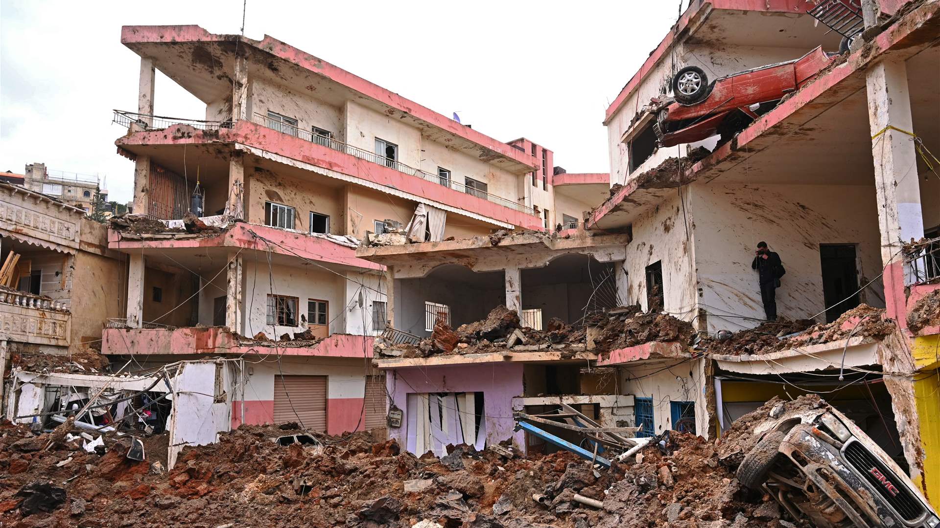 Israeli strike on town in east Lebanon kills six, including four children 