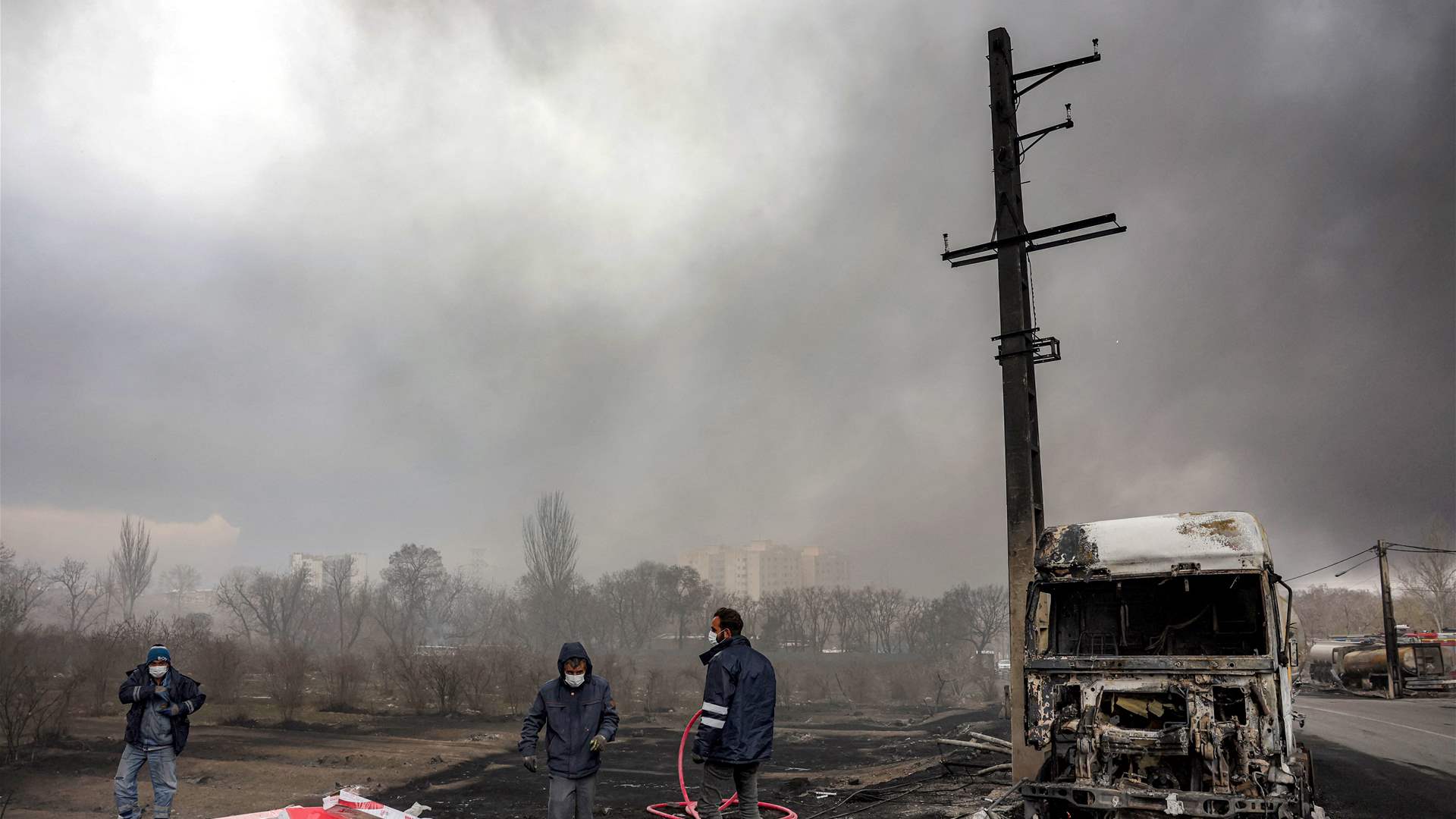 Explosions hit Iranian capital: AFP journalists