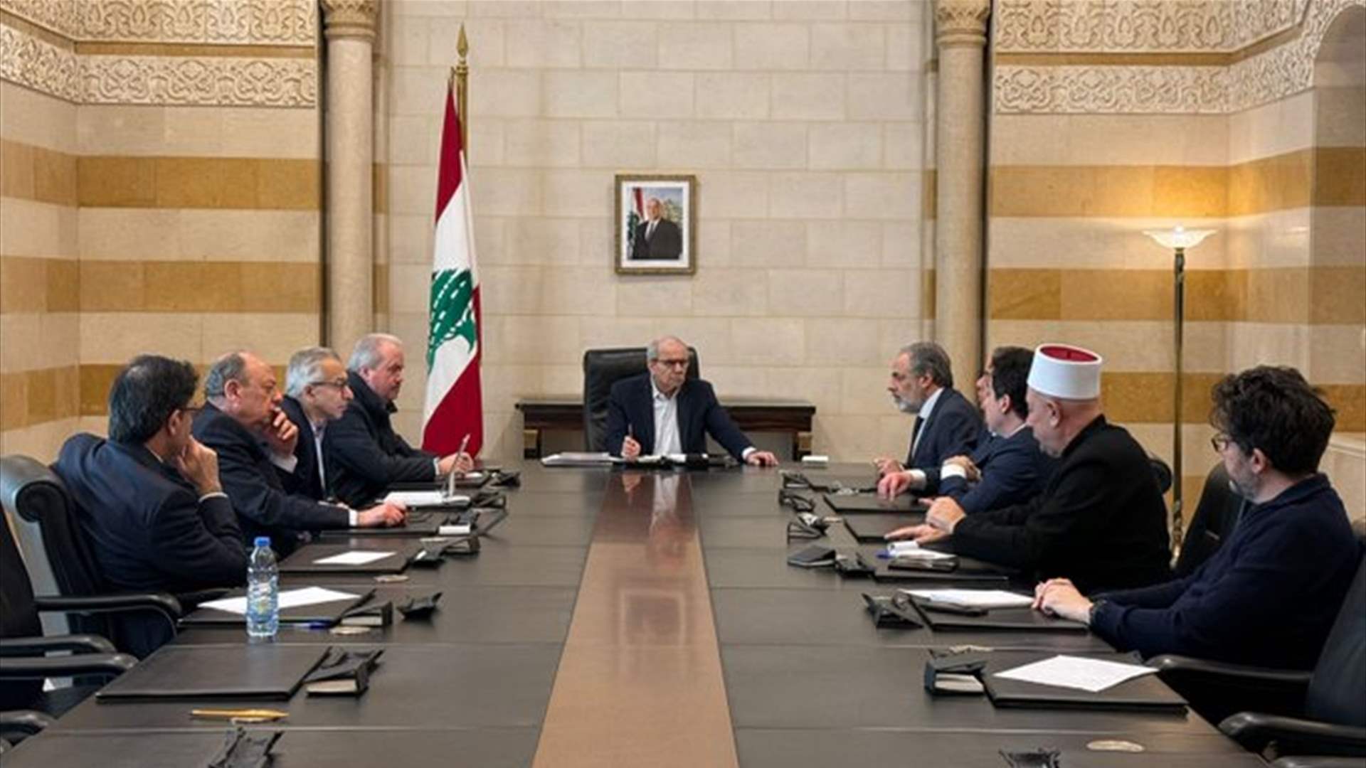 سلام استقبل وفداً من نقابة مستوردي المواد الغذائية وتأكيد أن جميع المواد الغذائية متوافرة