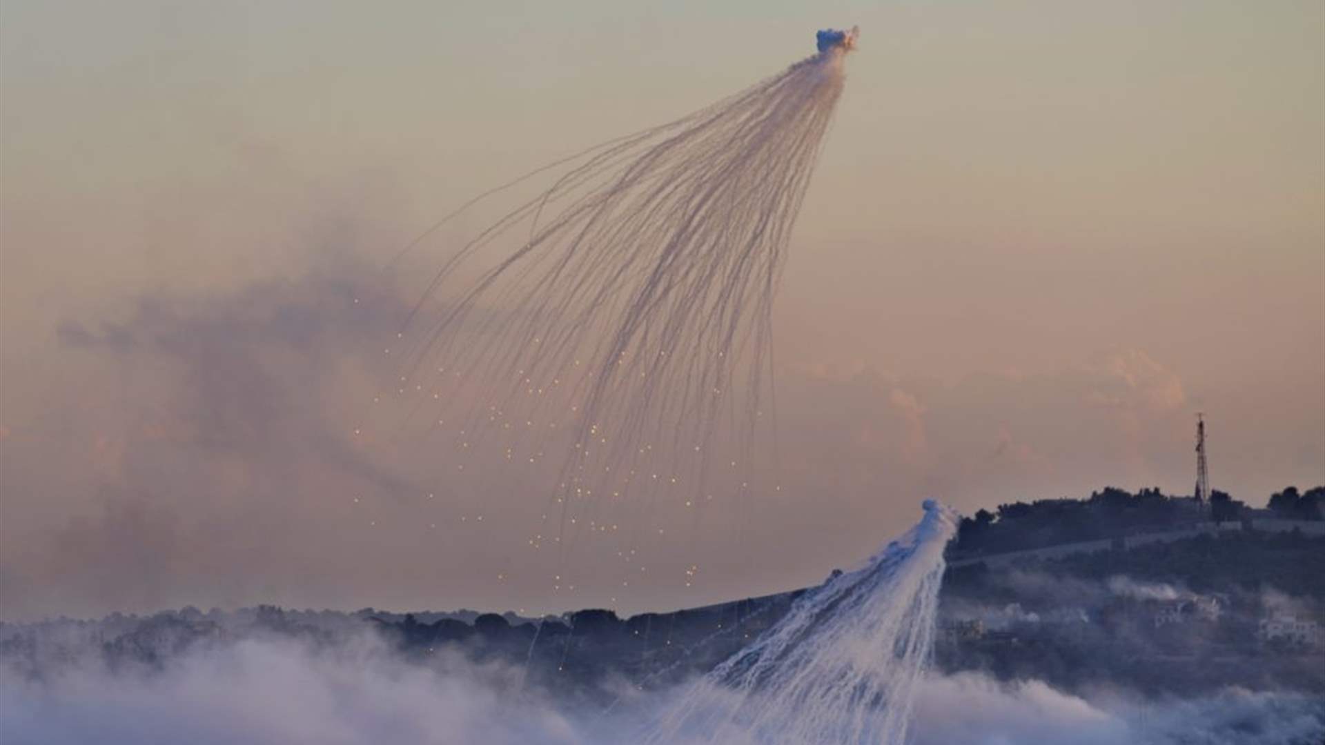 هيومن رايتس ووتش تتهم إسرائيل باستخدام الفوسفور الأبيض في لبنان