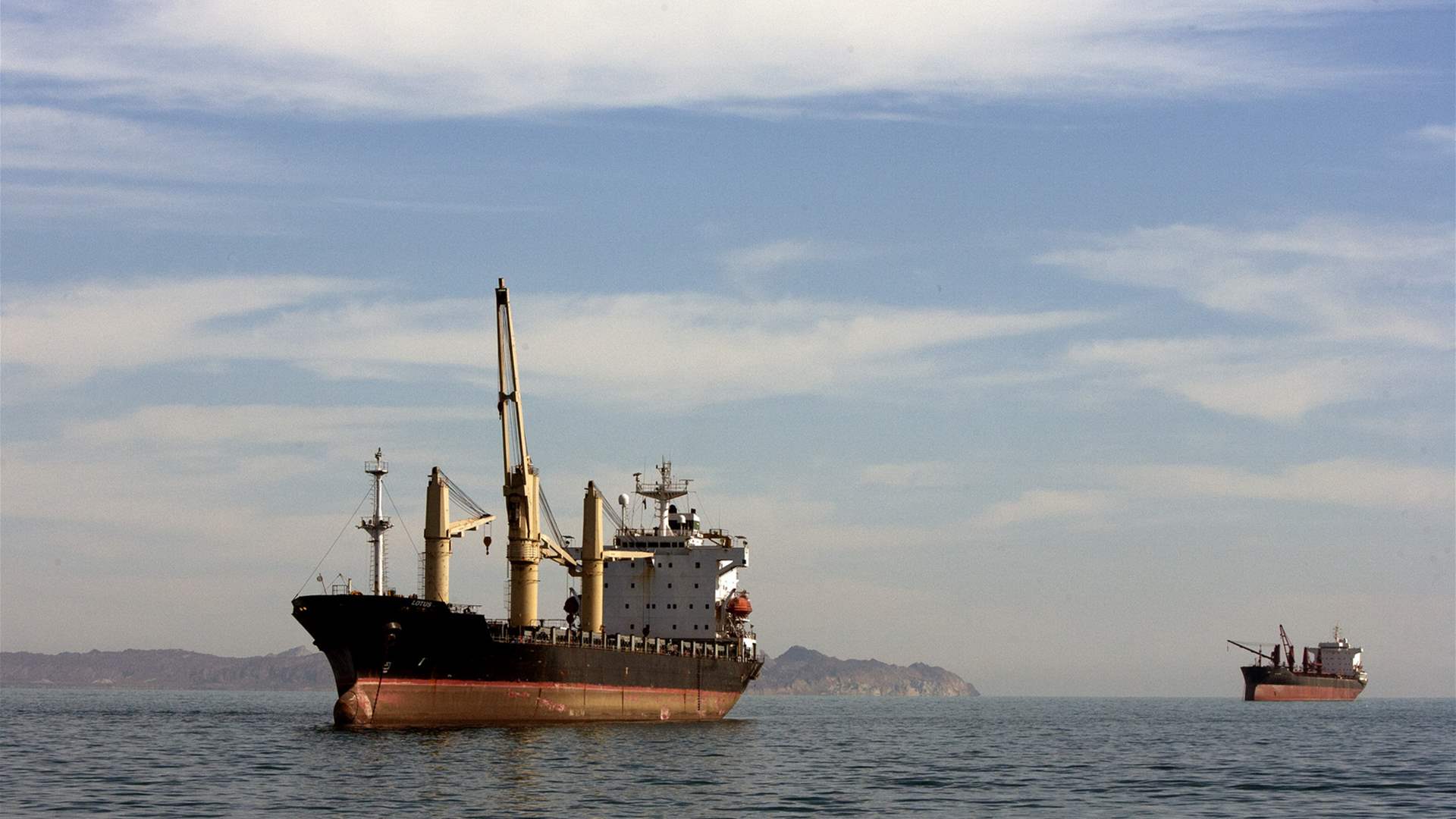 الرئيس الفرنسيّ: باريس سترسل فرقاطتين في إطار بعثة الاتحاد الأوروبيّ البحرية في البحر الأحمر