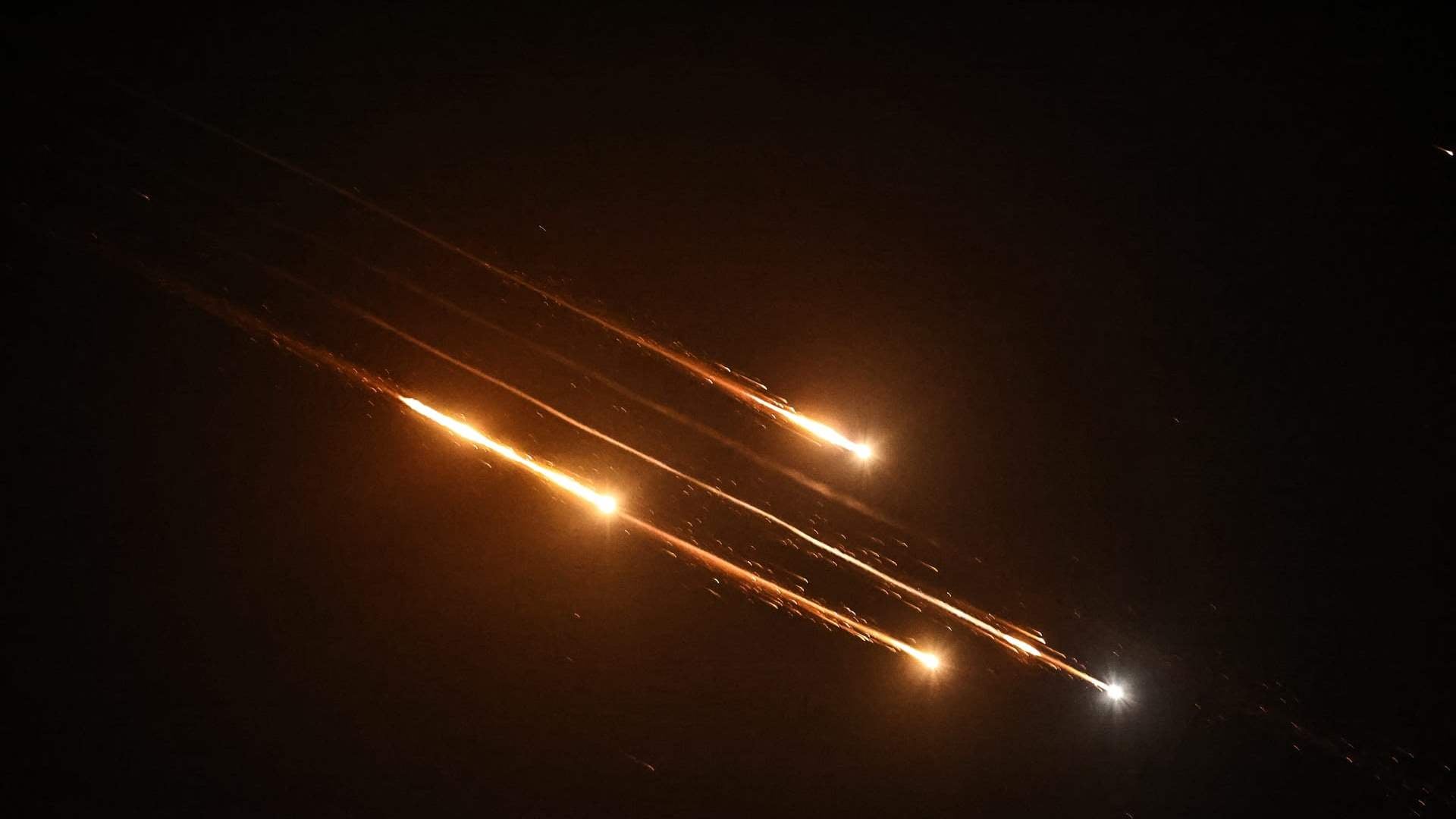 إيران تعلن أنها نفذت ضربات على أهداف أميركية وإسرائيلية 