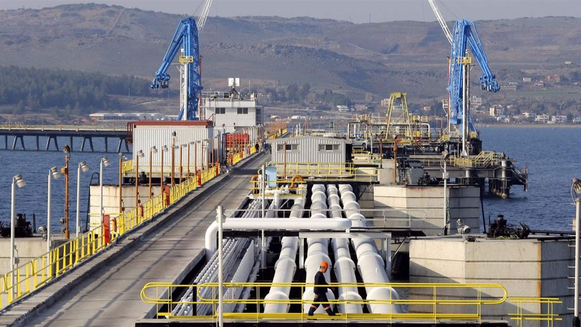 مسؤولان: العراق يطلب من حكومة إقليم كردستان السماح بتصدير نفط خام عبر خط أنابيب مع تركيا 