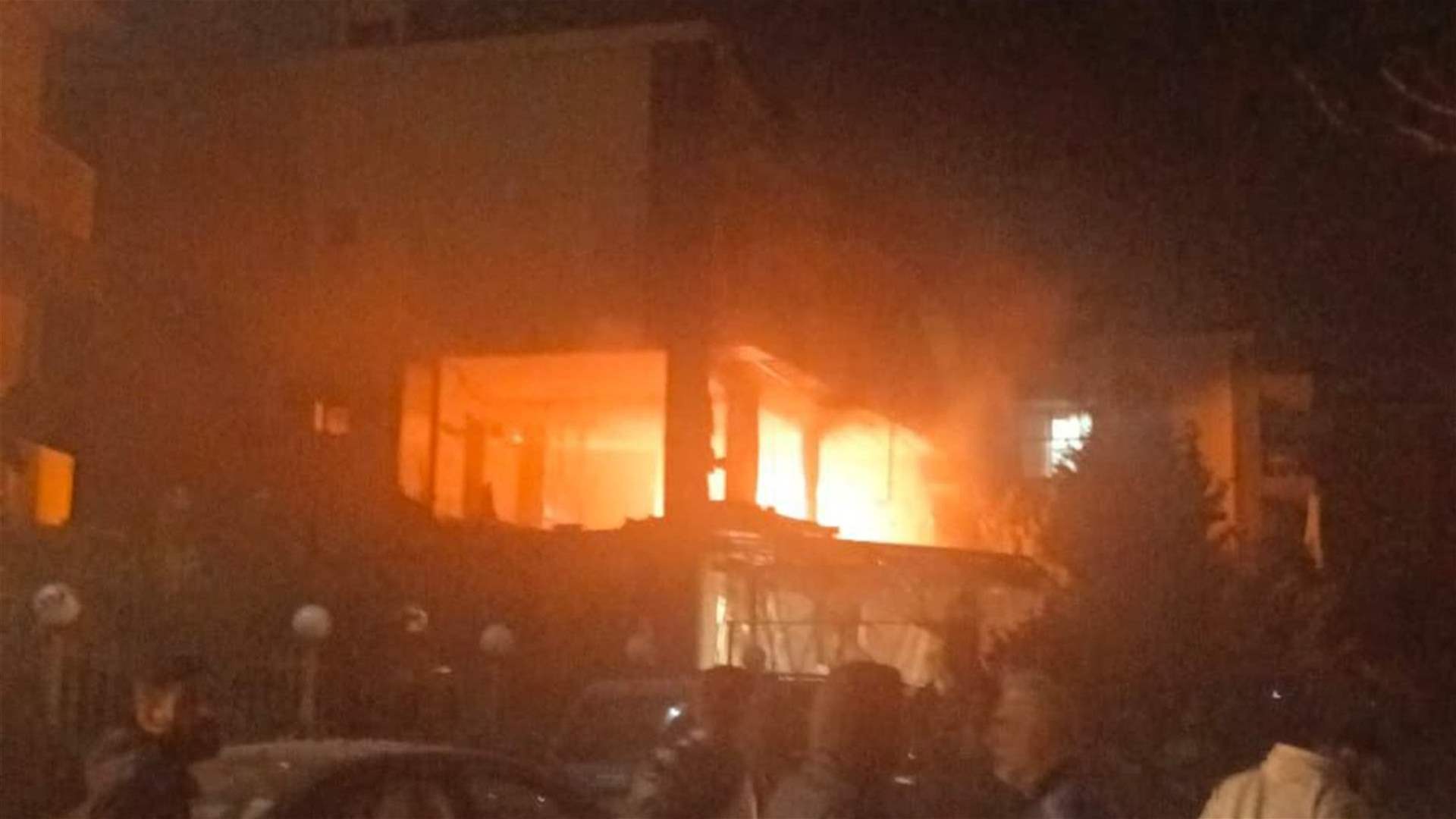 غارة اسرائيلية تستهدف شقة في المشروع الكندي خراج بلدة عرمون