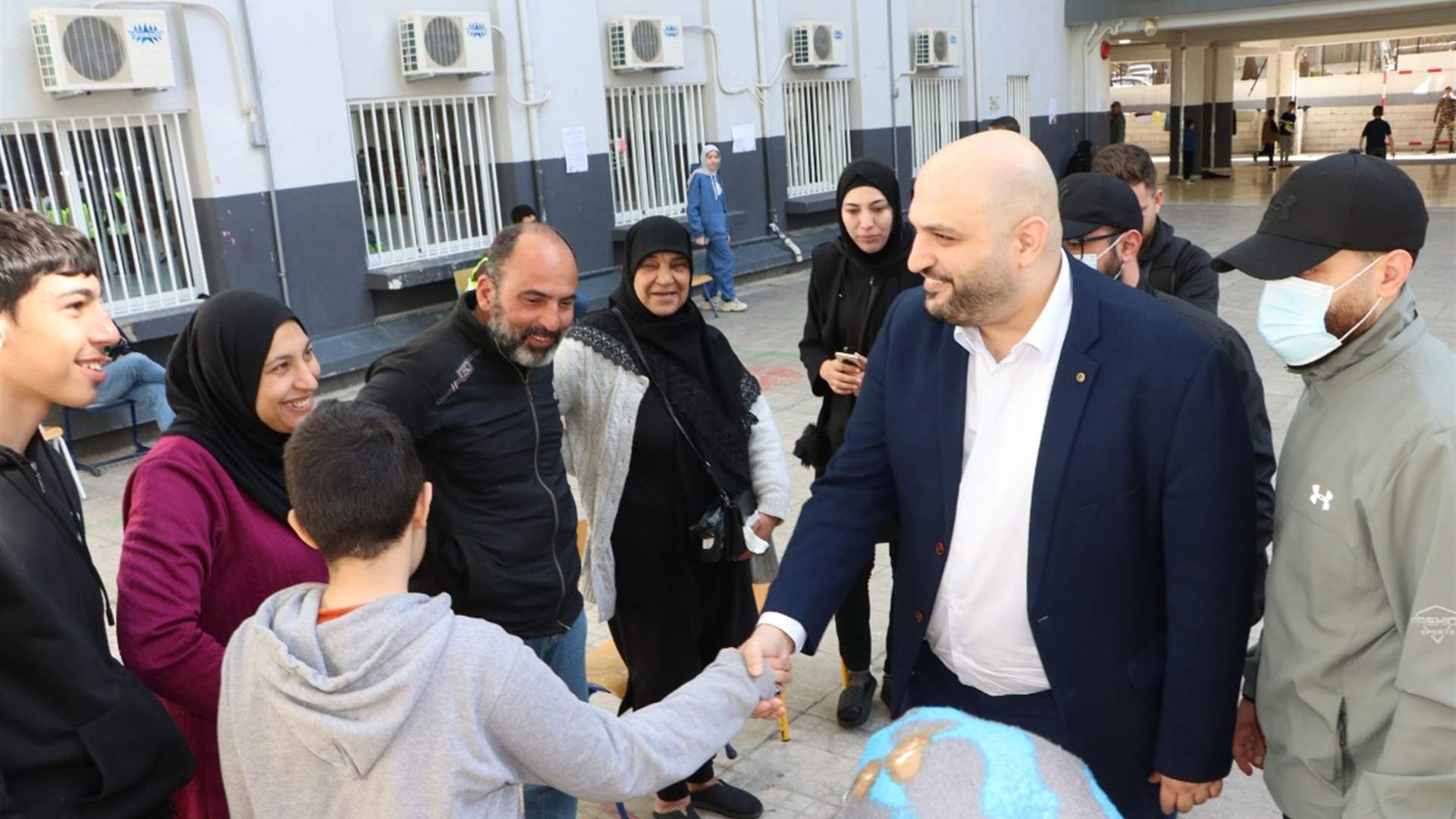 وزراء الصحة والبيئة والعمل جالوا على مراكز استضافة في بيروت... ناصر الدين: نعزز تدريجًا الخدمات الصحية