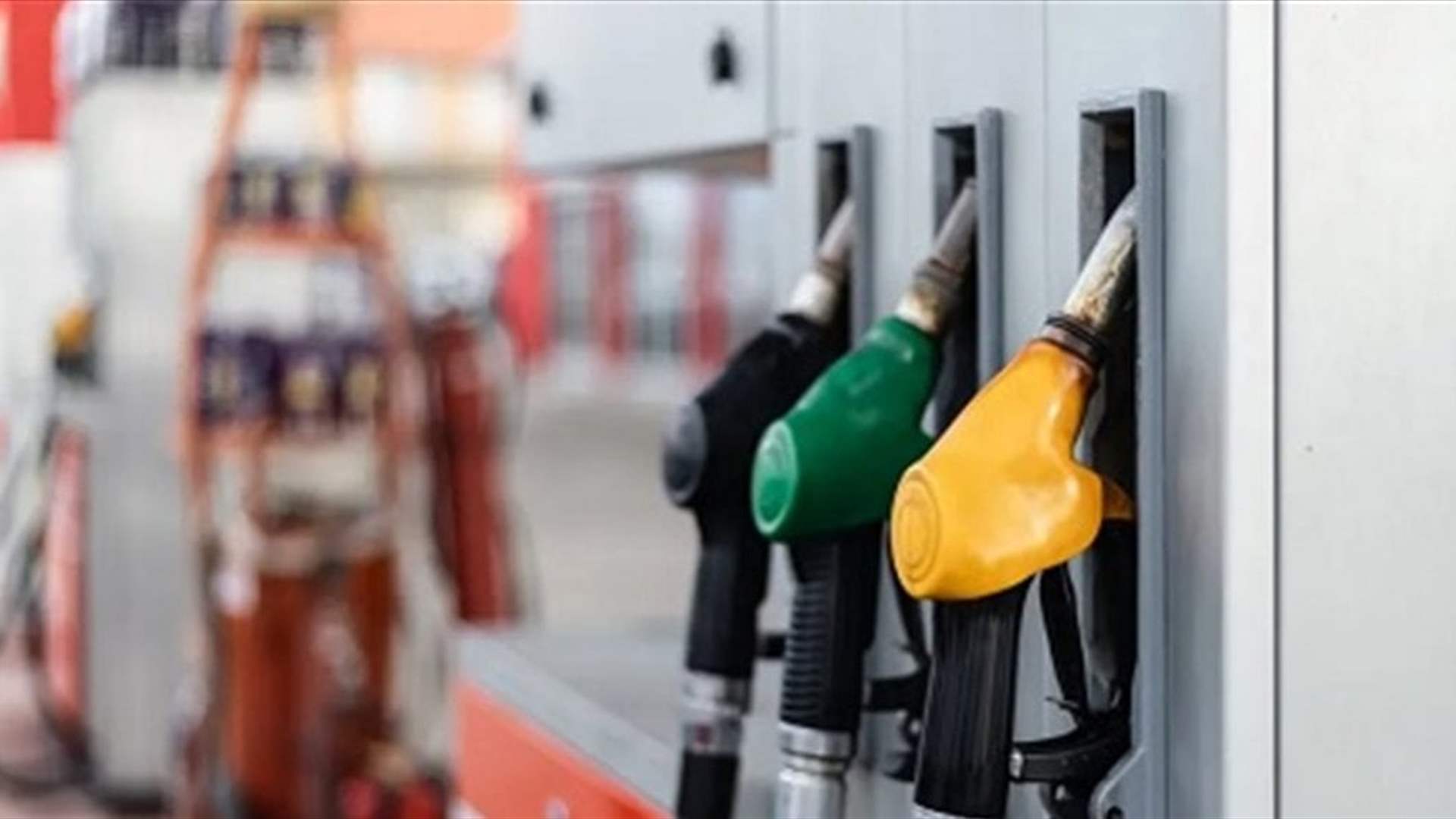 محروقات مغشوشة في صيدا وأمن الدولة يقفل المحطة المخالفة بالشمع الأحمر