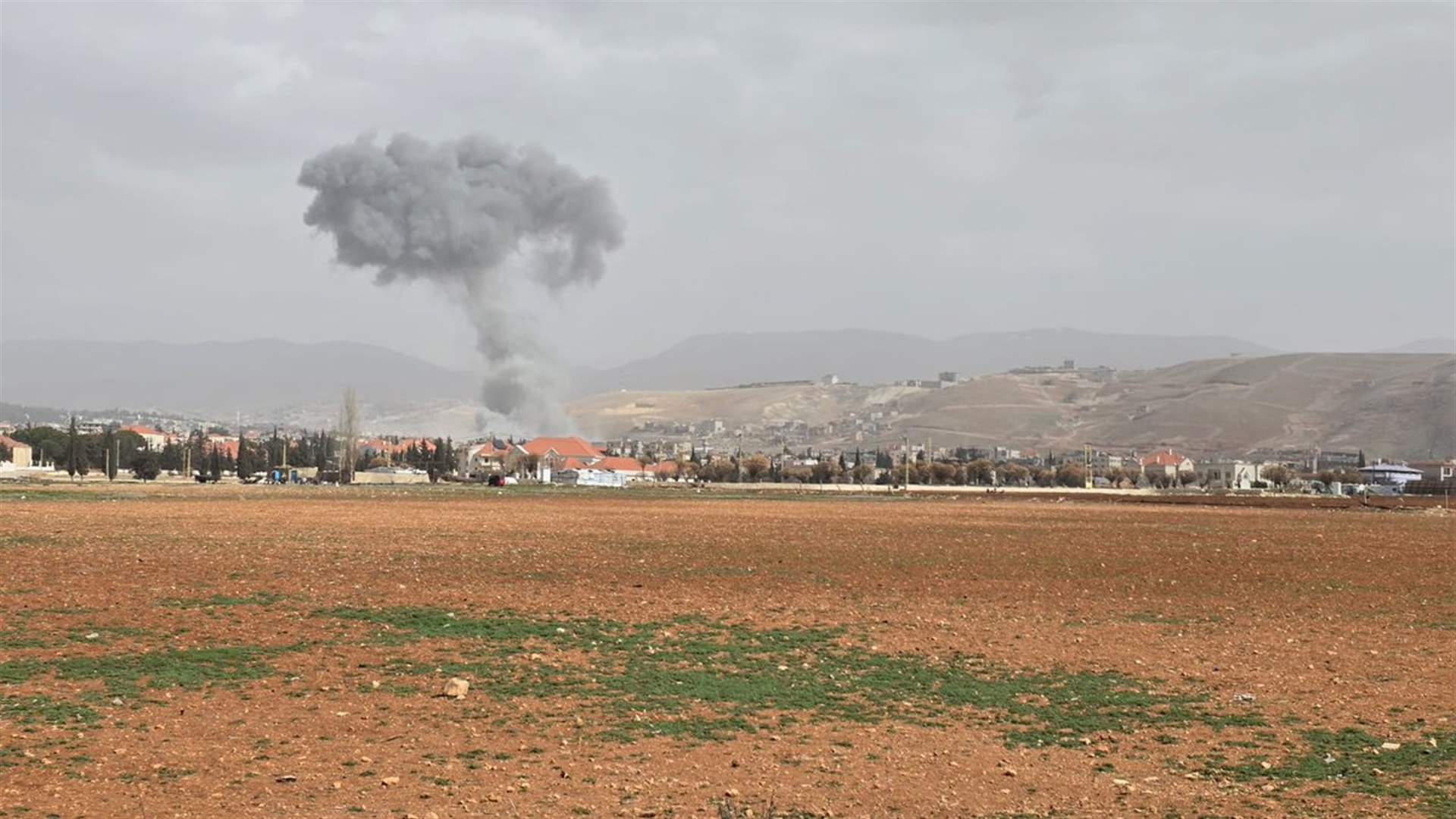 One killed, two wounded in Israeli strike near Douris