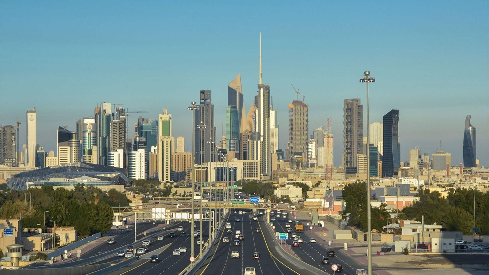 الكويت تحظر الأعراس والحفلات والمسرحيات خلال العيد ... وحتى اشعار آخر!