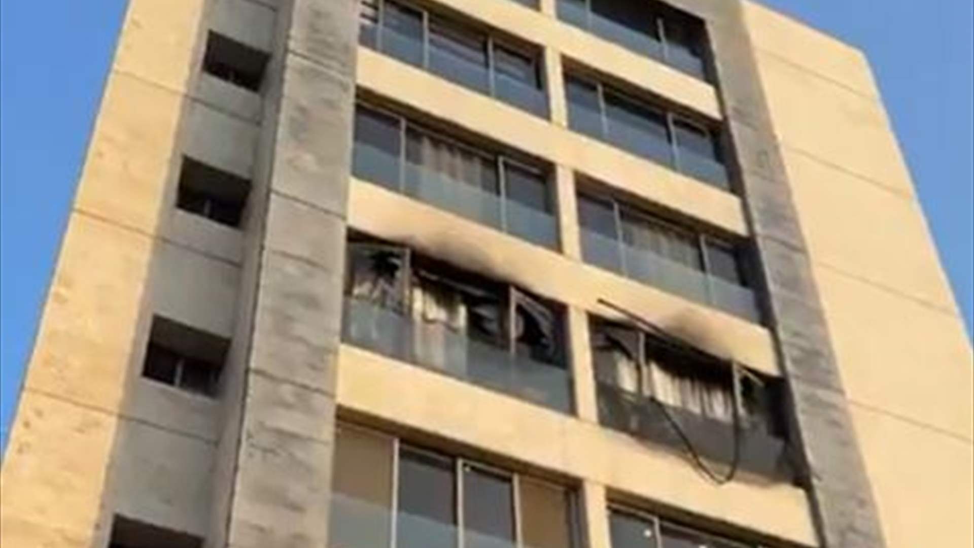 مسيرة إسرائيلية تستهدف فجرًا شقة سكنية في منطقة النبعة 