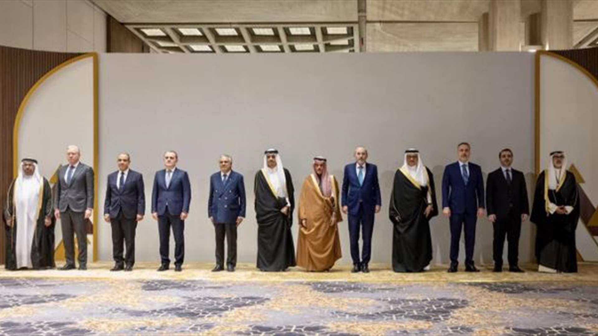 اجتماع الرياض أكد دعم أمن لبنان: مستقبل العلاقات مع إيران يعتمد على عدم استخدام إمكاناتها العسكرية لتهديد دول المنطقة