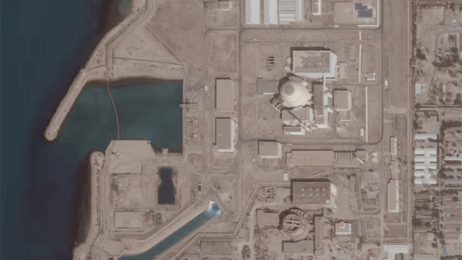 Russia calls for 'safety island' around Iran's Bushehr nuclear plant