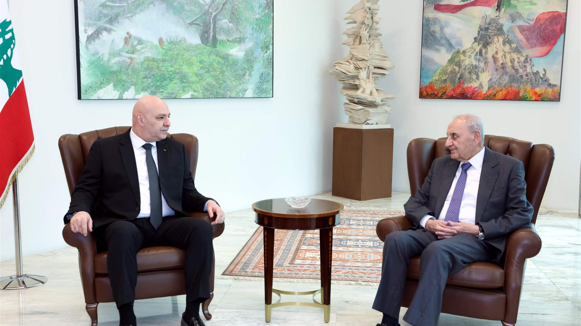 الرئيسان عون وبري شدّدا على الوحدة الوطنية والتضامن بين اللبنانيين وعلى اهمية الحفاظ على السلم الاهلي 