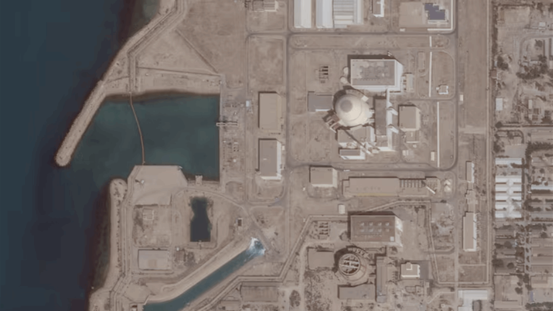 Kremlin says strikes near Bushehr nuclear plant in Iran are dangerous
