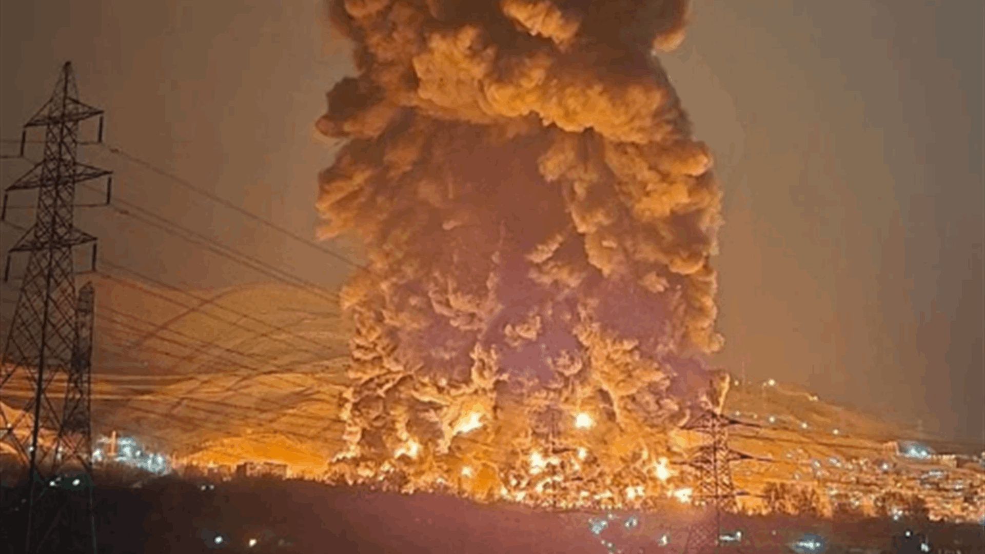 غارات على منشأتين للطاقة في إيران 